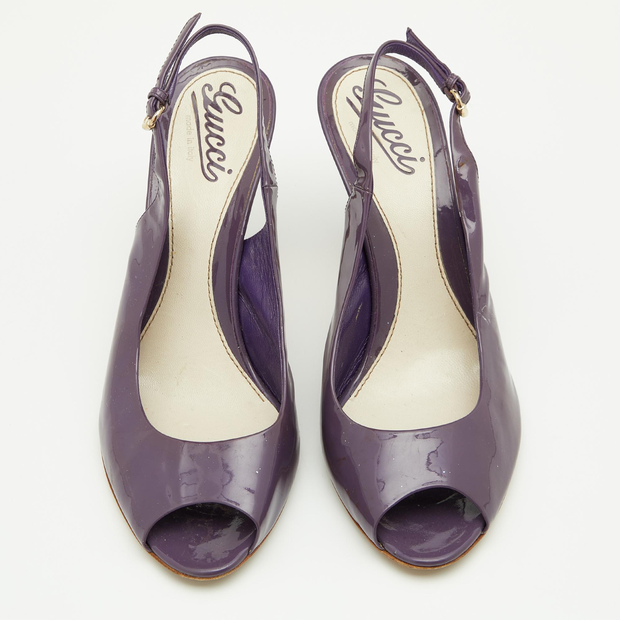 Gucci Purple Patent Leather Peep-Toe Slingback Sandals Size 38.5 In Good Condition For Sale In Dubai, Al Qouz 2