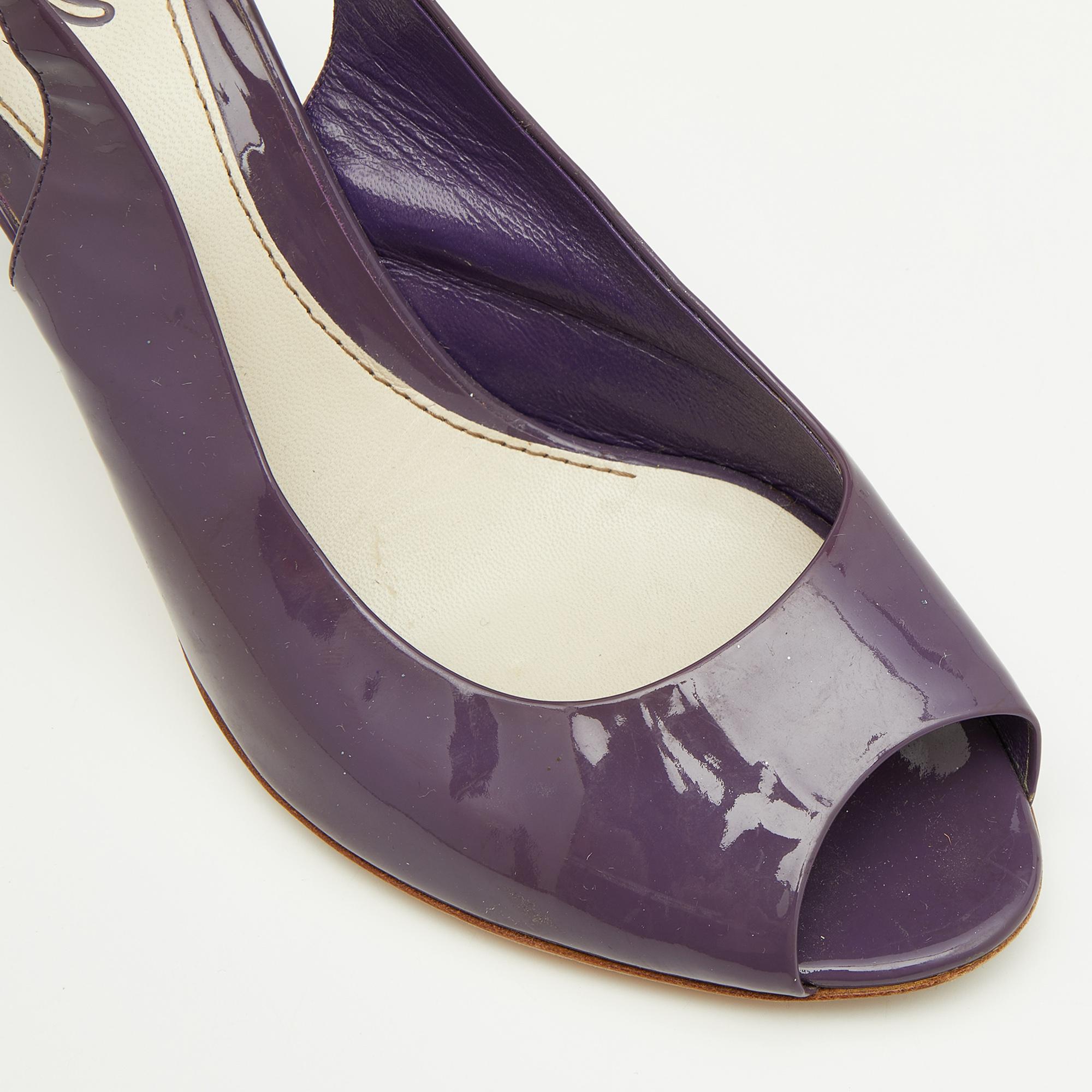 Gucci Purple Patent Leather Peep-Toe Slingback Sandals Size 38.5 For Sale 1