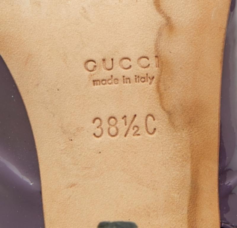 Gucci Sandalias de charol moradas con puntera abierta tamaño 38.5 en venta 3