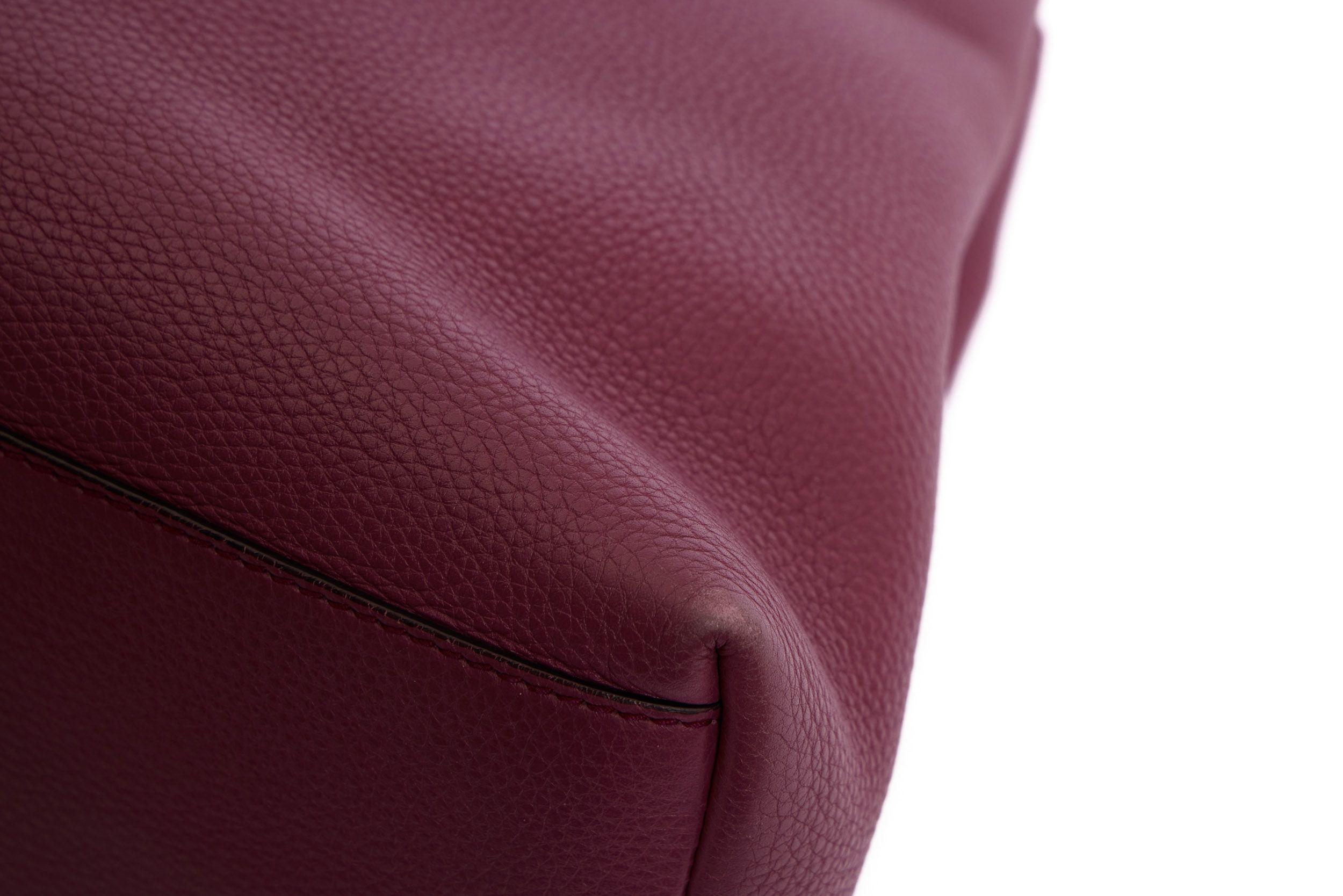 Gucci Purple Pebbled Leder GG Tasche im Angebot 3