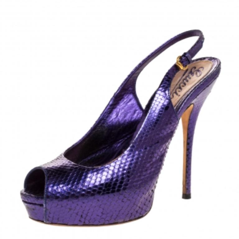 Women's Gucci Purple Python Leather Sofia Platform Peep Toe Slingback Sandals Size 37 For Sale