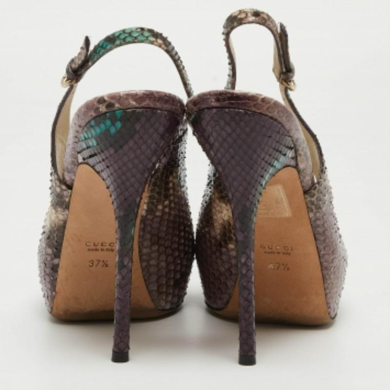 Gucci Bombas Slingback Sofia Pitón Morado Talla 37.5 en Bueno estado para la venta en Dubai, Al Qouz 2