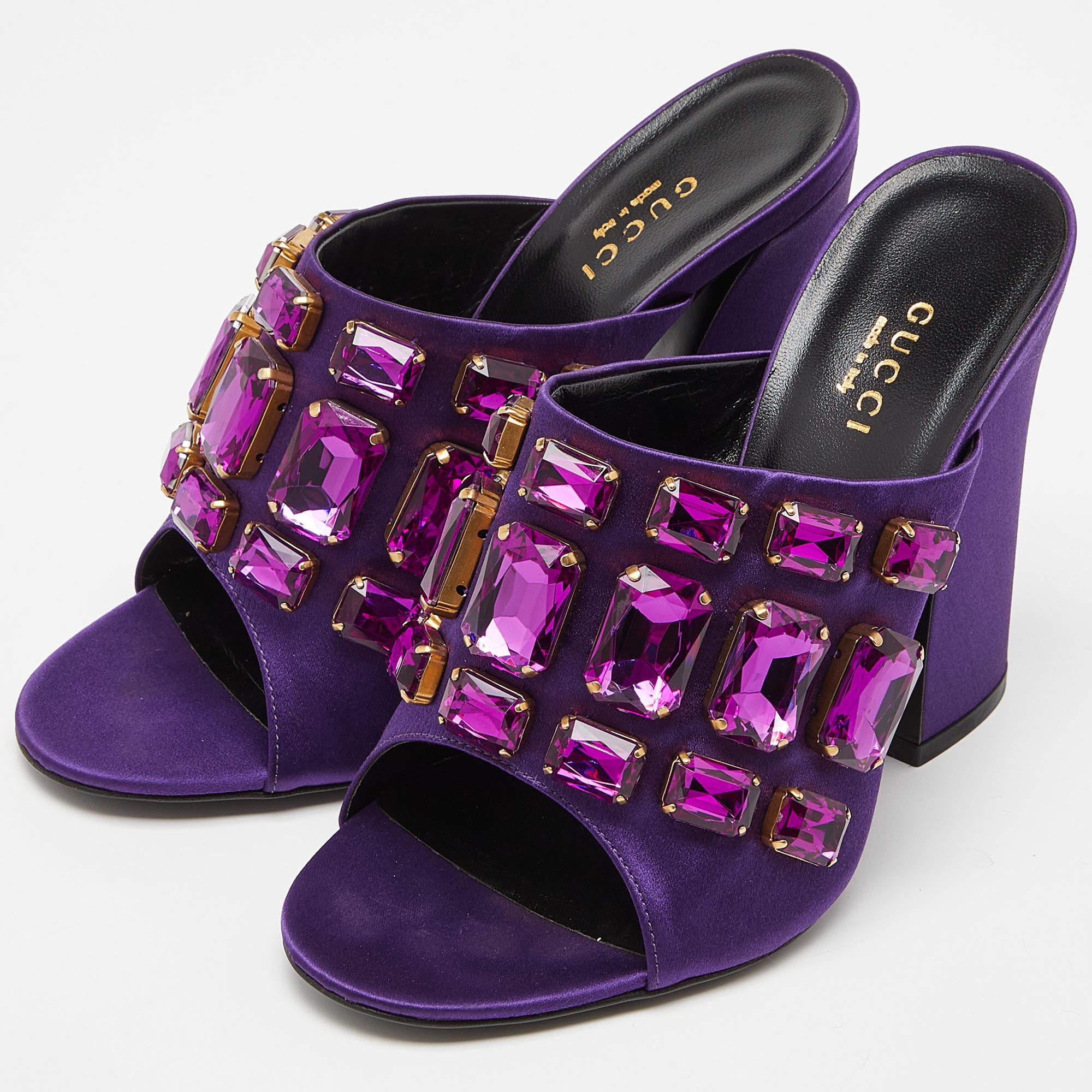Gucci Purple Satin Tessa Crystal Embellished Peep Toe Slide Mules Size 37 For Sale 1