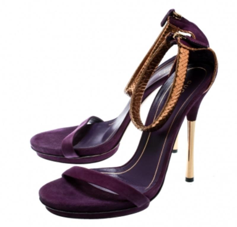 Gucci Sandales Kelis à lanières en daim violet et python métallisé taille 41 en vente 2