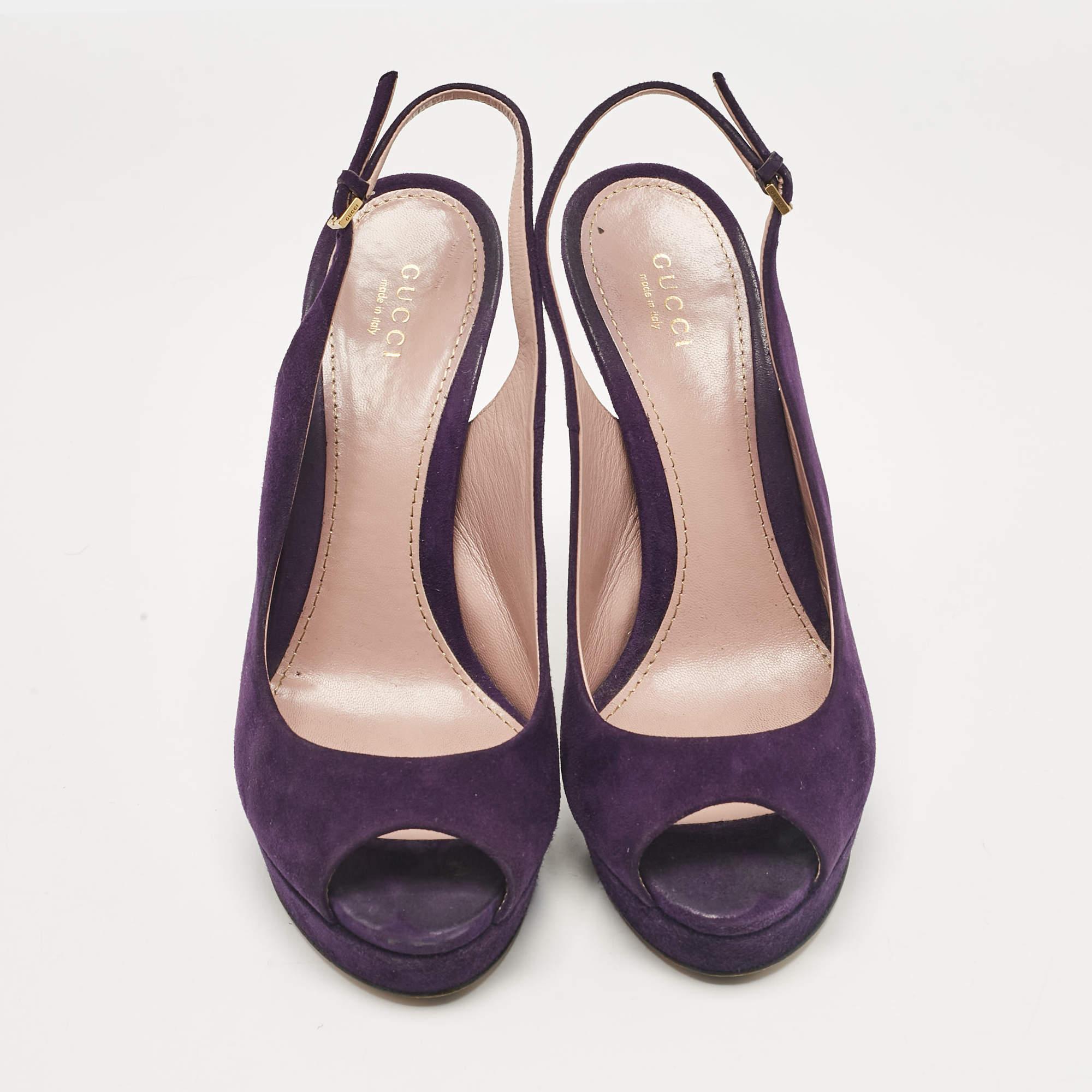 Noir Gucci - Sandales à lanières à la cheville en daim violet, taille 38,5 en vente
