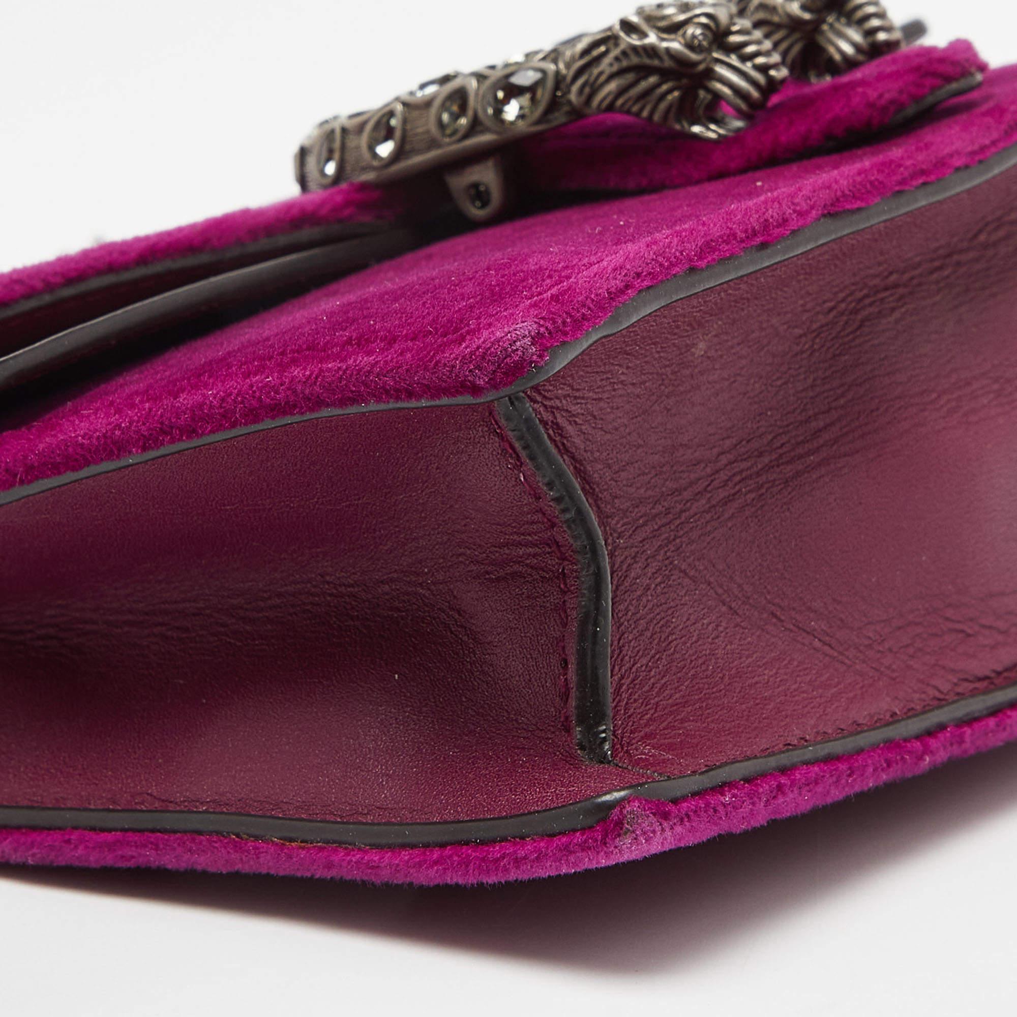 Gucci Super mini sac à chaîne Dionysus en velours et cuir violet en vente 6