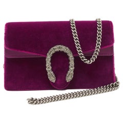 Gucci Borsa a tracolla Super Mini Dionysus in pelle e velluto viola