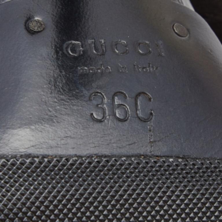 Estas sandalias son elegantes y están fabricadas con esmero para un ajuste perfecto. Fabricados con materiales de calidad, son duraderos, fáciles de peinar y fabulosos, con interiores cómodos, diseños artísticos y hermosas partes superiores.