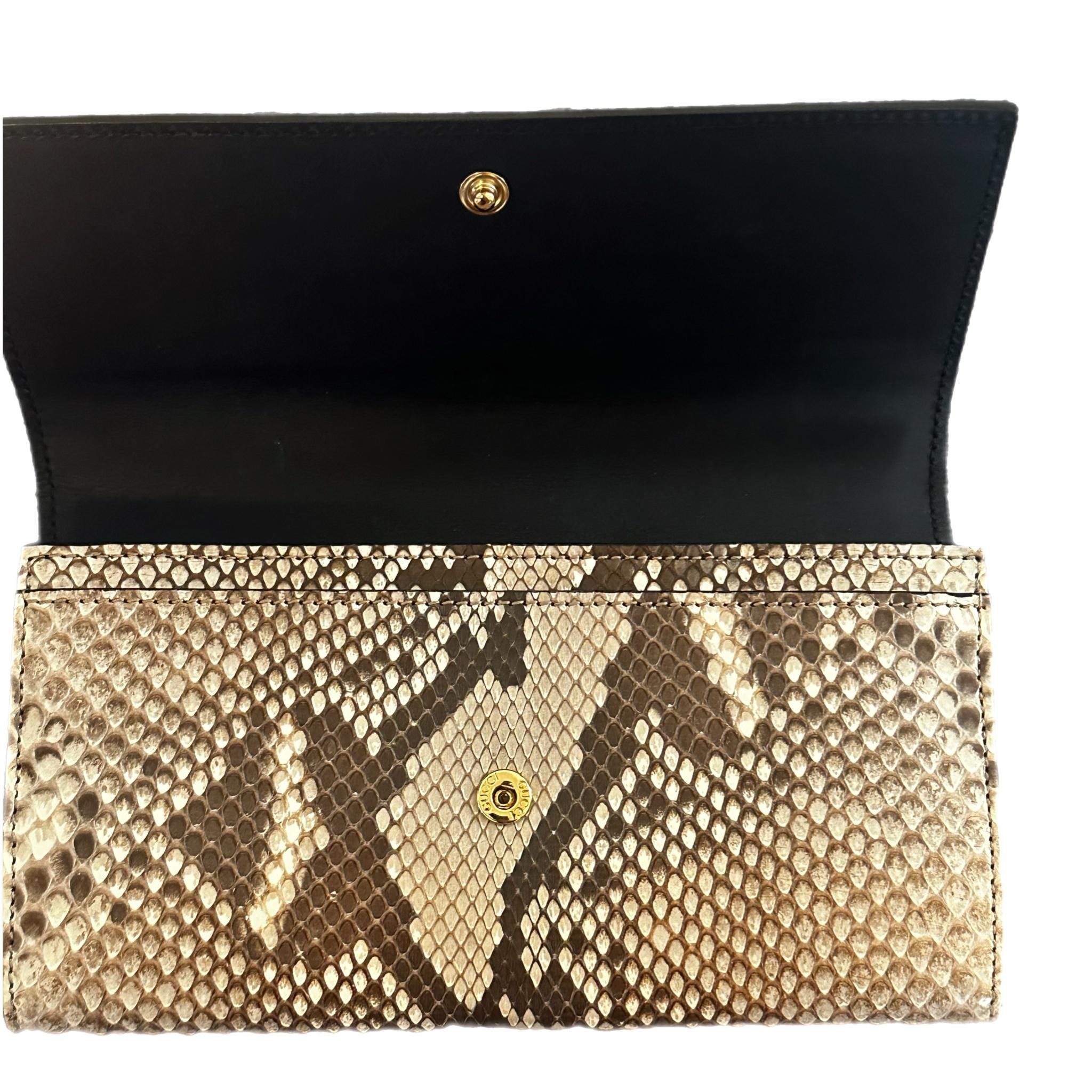 Women's Gucci Python Leather Clutch Long Wallet Black x Gold Brown For Sale