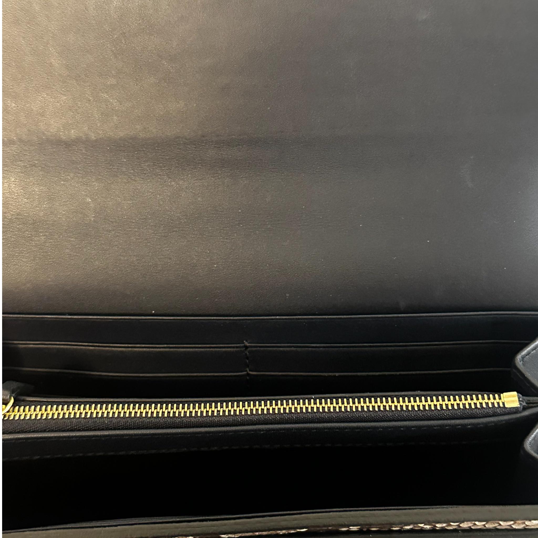 Gucci Python Leather Clutch Long Wallet Black x Gold Brown For Sale 2