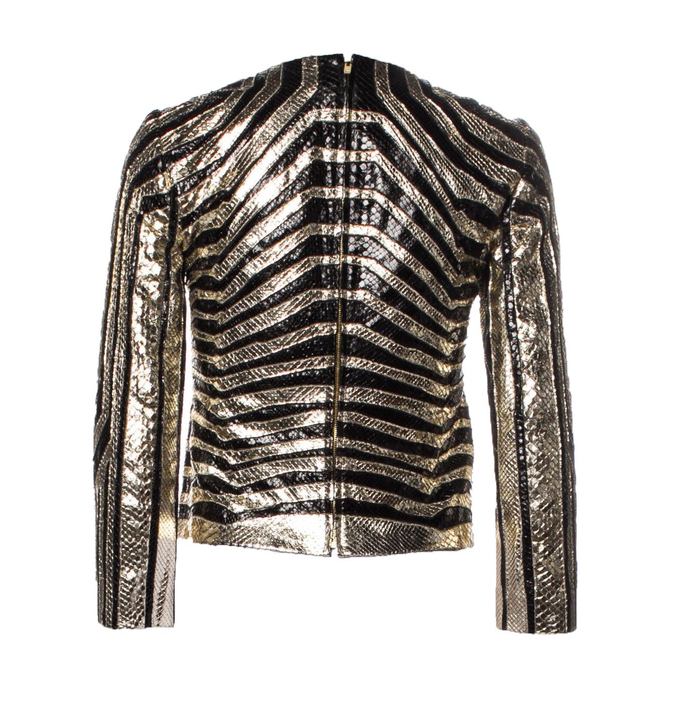 Gucci Python Black Gold Jacket - Famous, Hot and Sexy !!! - Limited Edition !!!
Same Jacket JLO was wearing for the Song *Follow the Leader*
S/S 2012 Runway Collection
Tag Size was Cut-Out - Please Check Measurements
Real Python, Black and Soft Gold