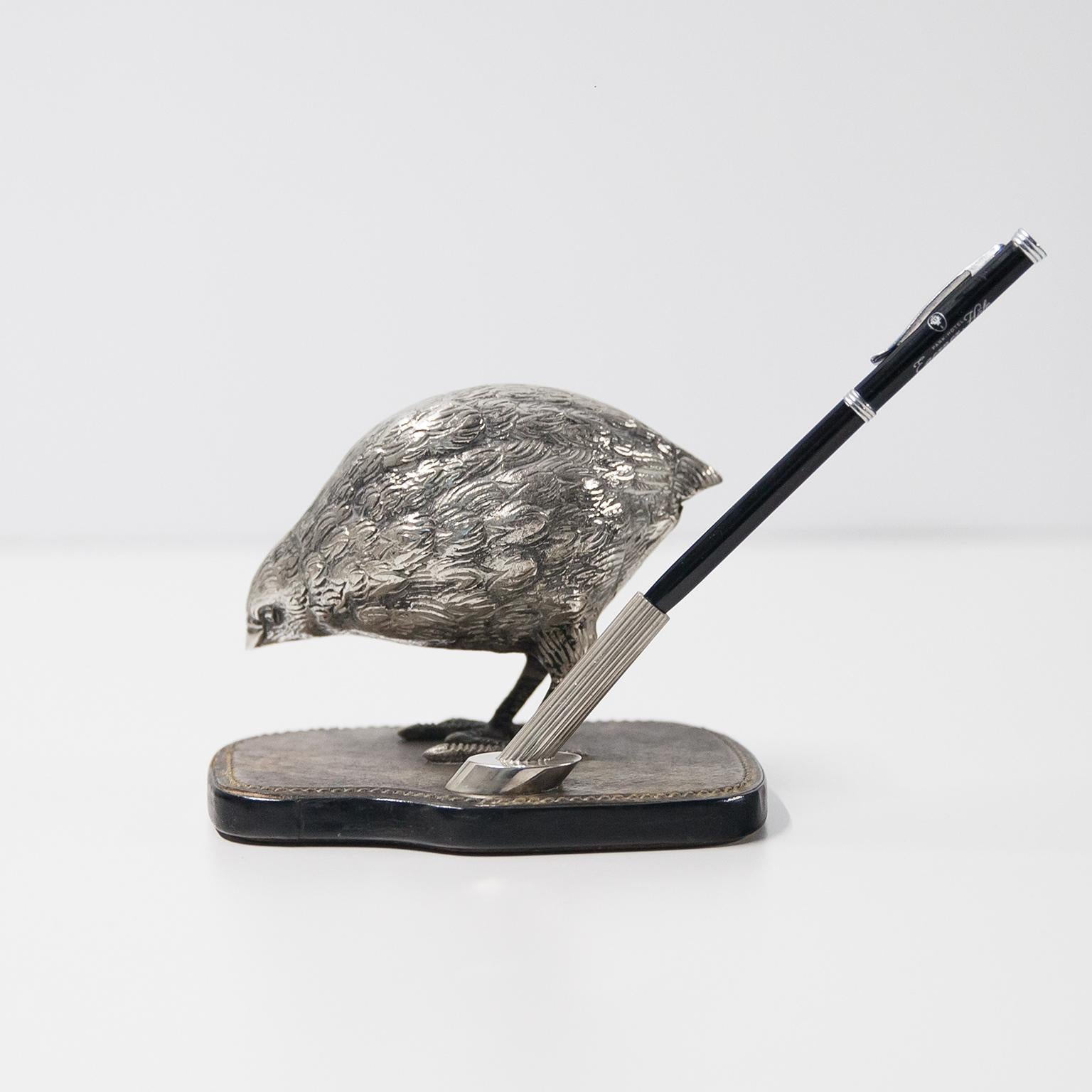 Hollywood Regency Gucci Quail Pen Holder 1970s For Sale