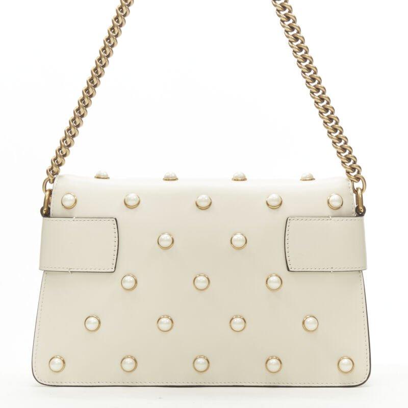 Women's GUCCI Queen Margaret Embellished Bee pearl stud white flap crossbody bag For Sale