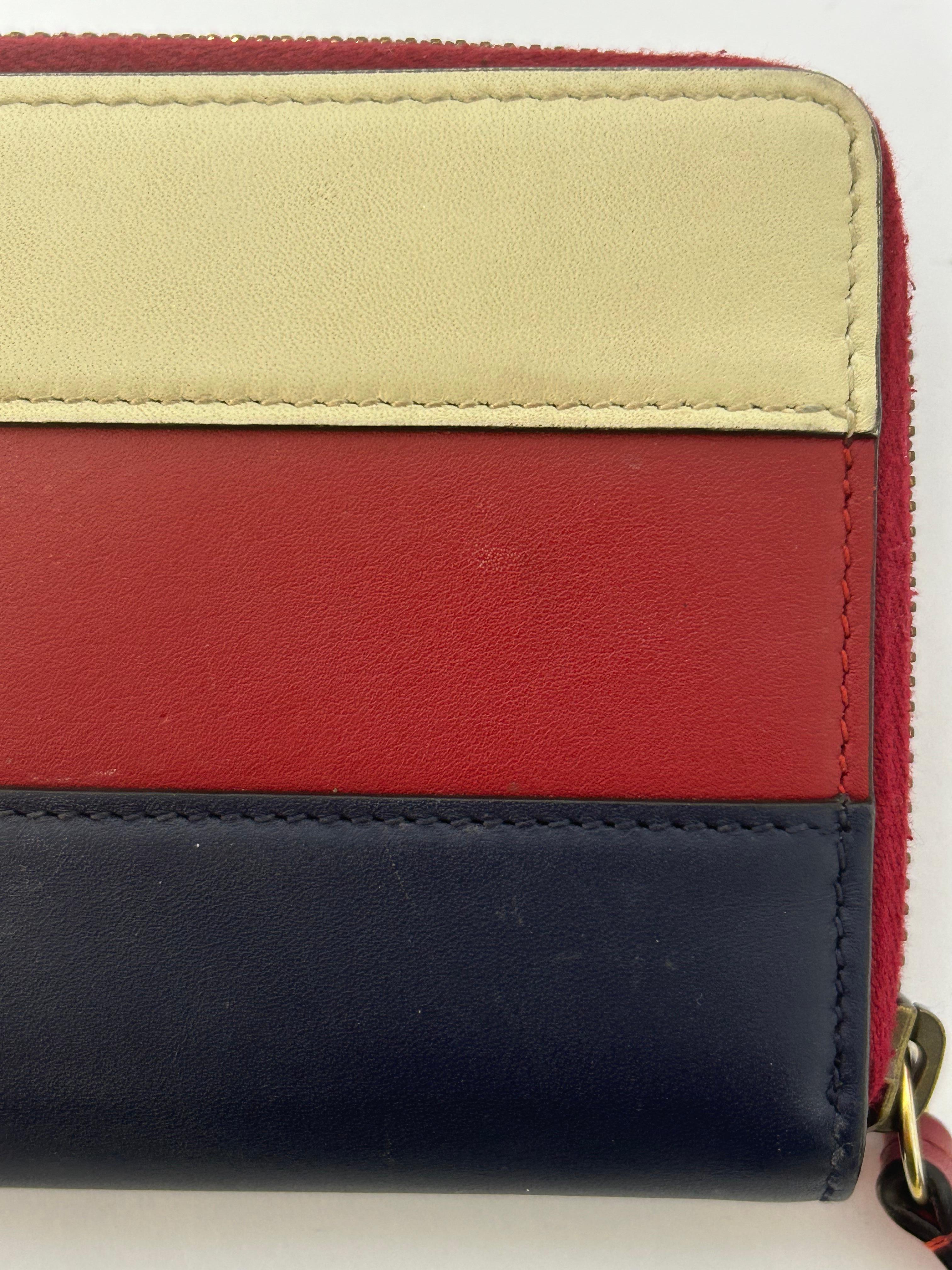 Gucci Queen Margaret Zip Around Wallet For Sale 5