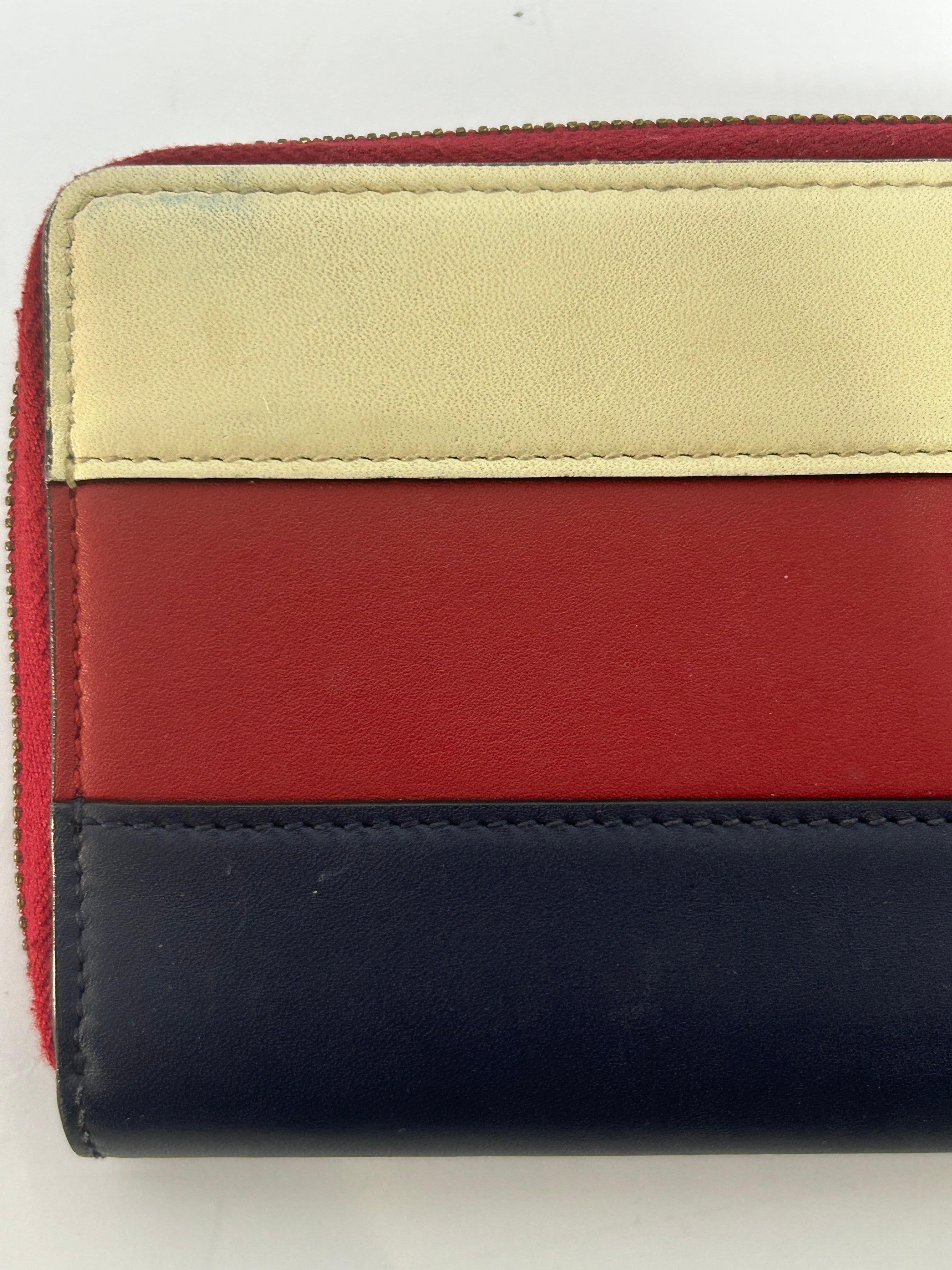 Gucci Queen Margaret Zip Around Wallet For Sale 6