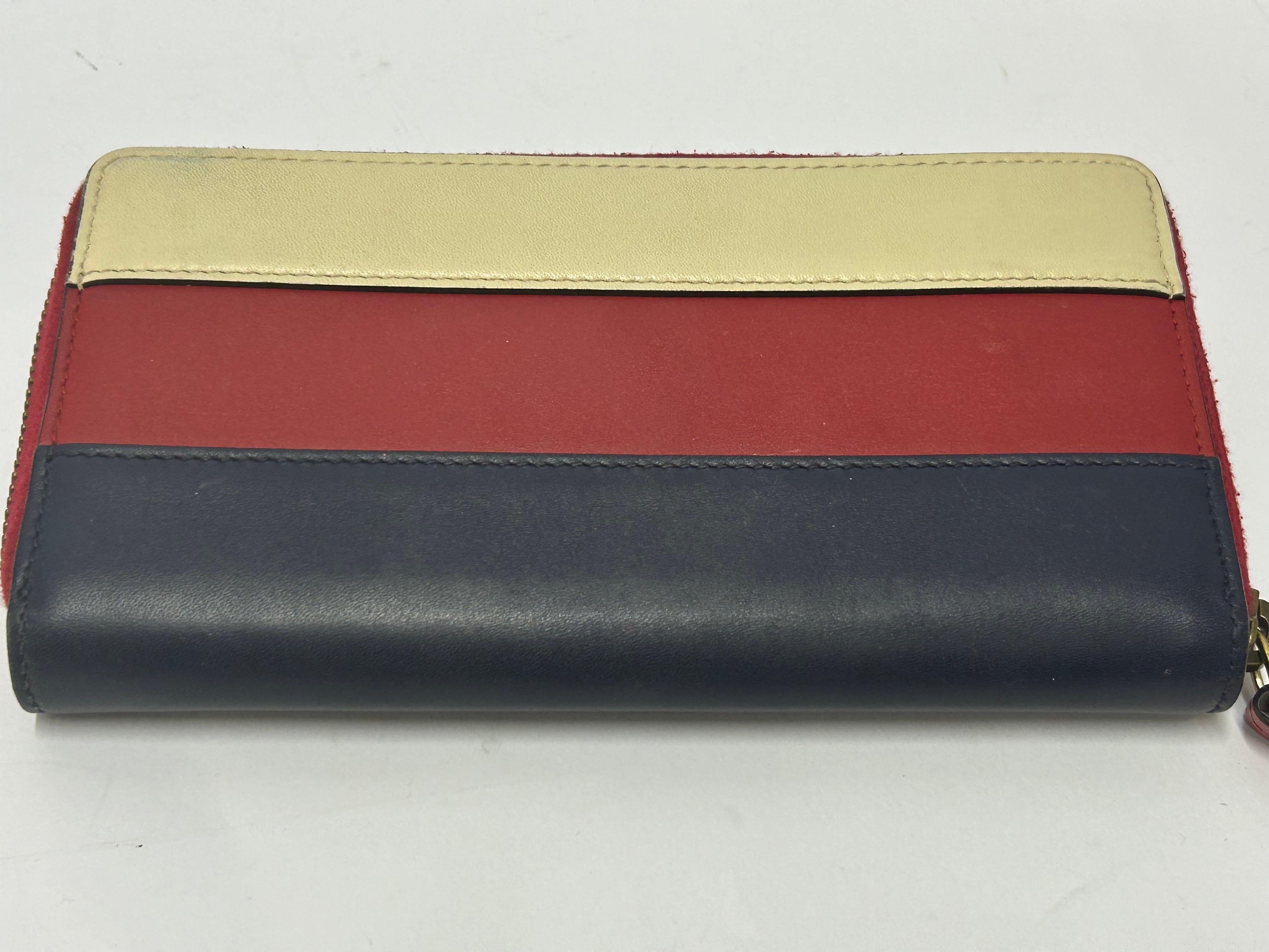 Gucci Queen Margaret Zip Around Wallet For Sale 7