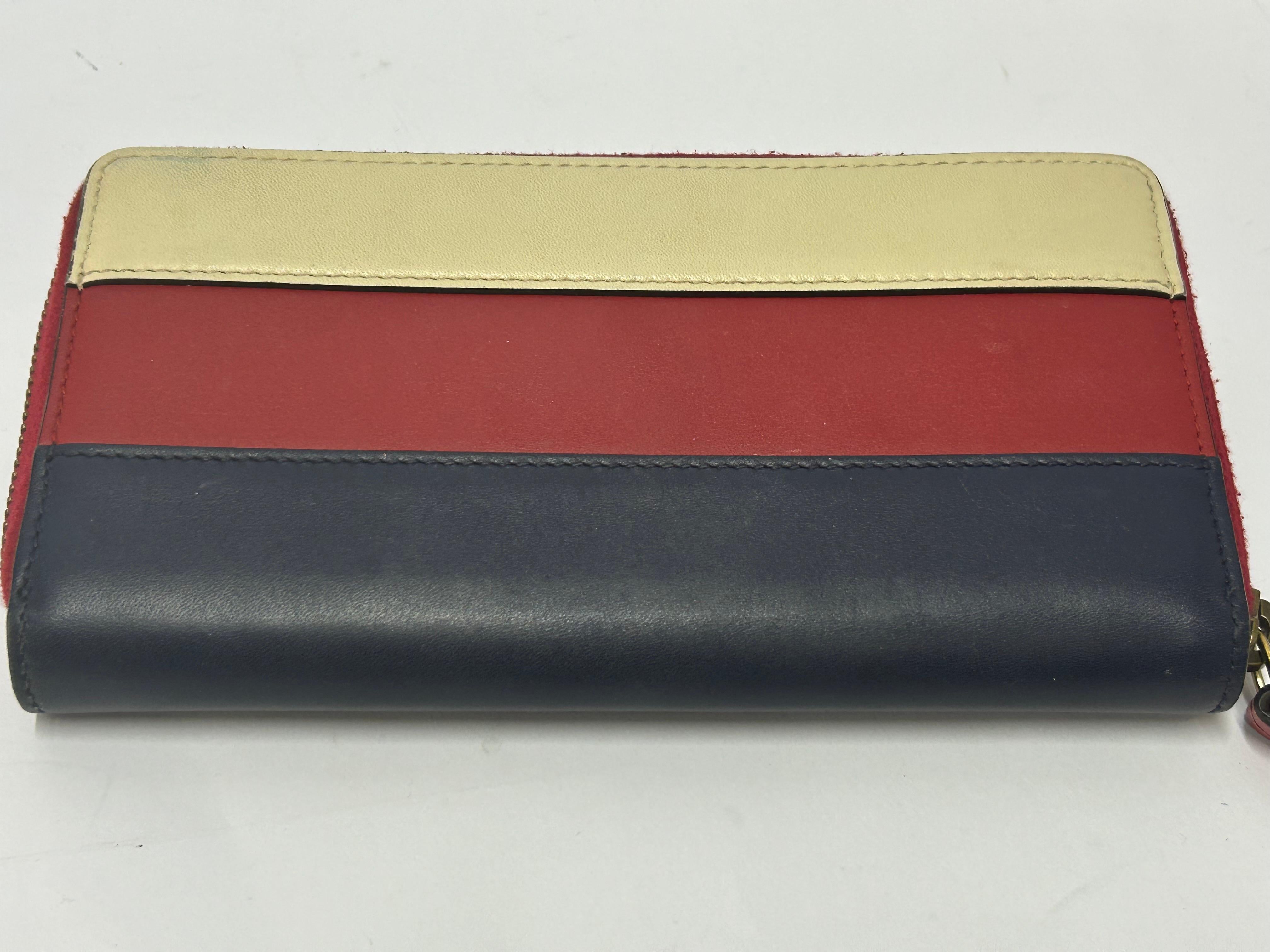 Gucci Queen Margaret Zip Around Wallet For Sale 8