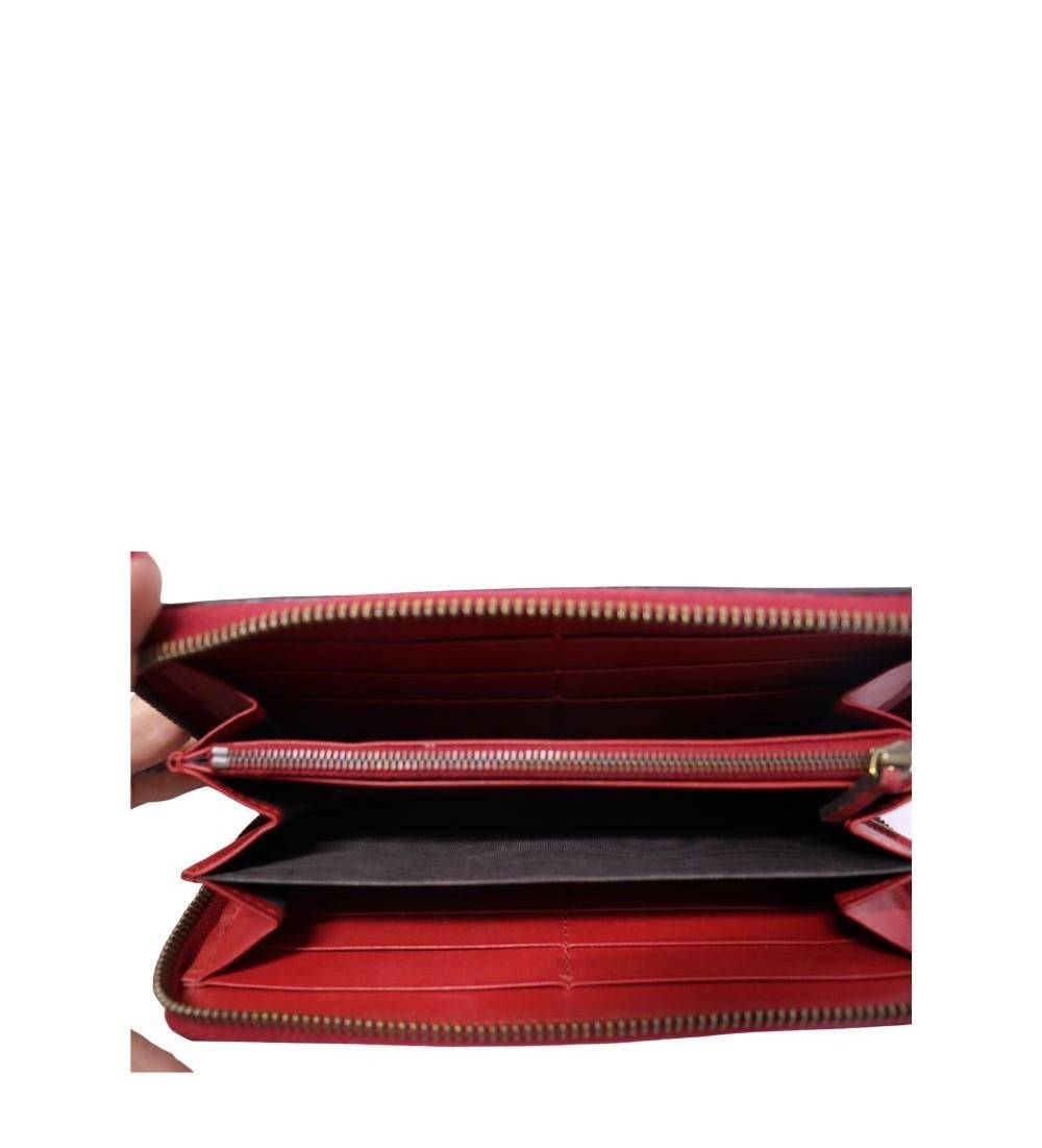 Gucci Queen Margaret Brieftasche mit Reißverschluss im Zustand „Gut“ im Angebot in Amman, JO