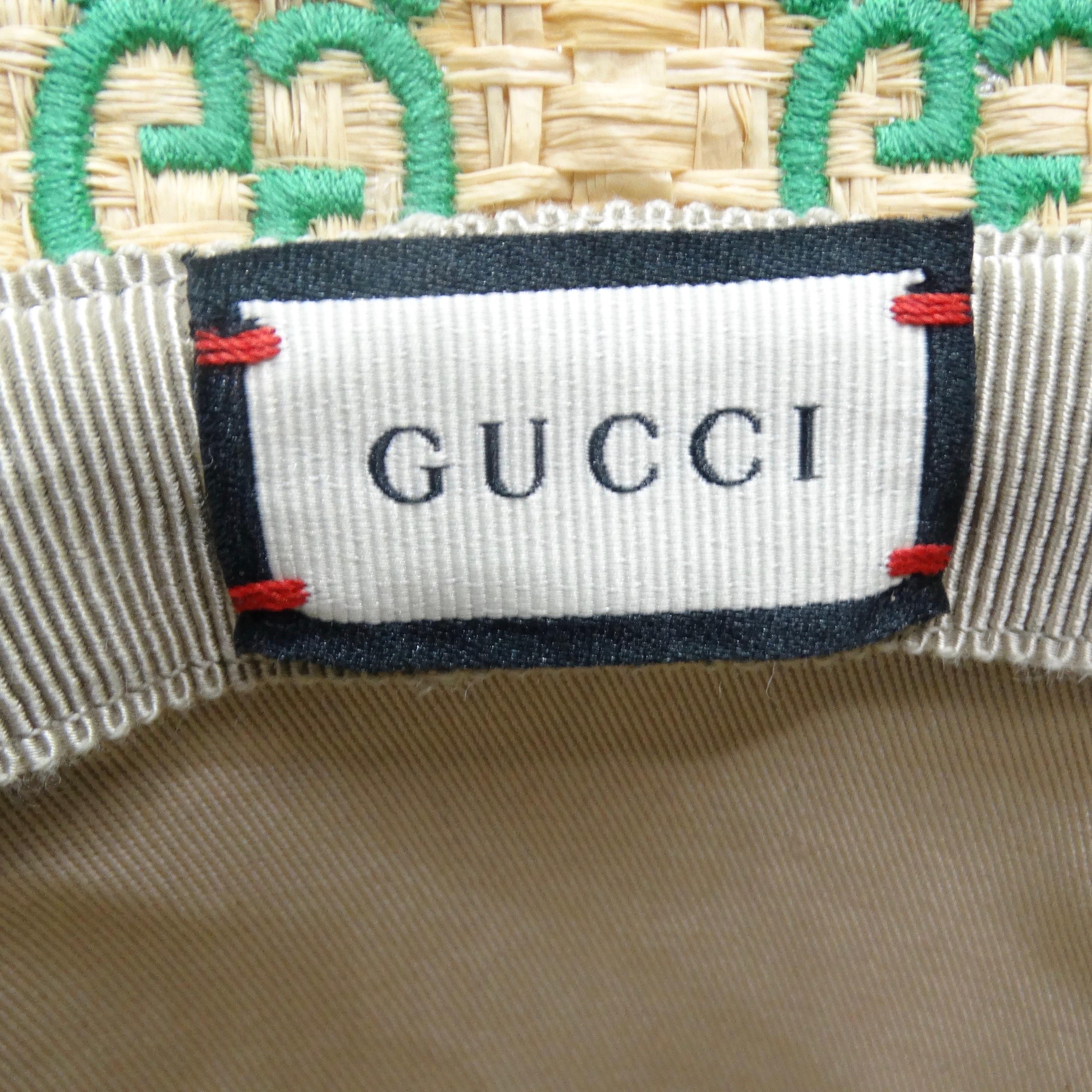 Gucci - Chapeau à large bord brodé de monogrammes GG en raphia élaphe en vente 4