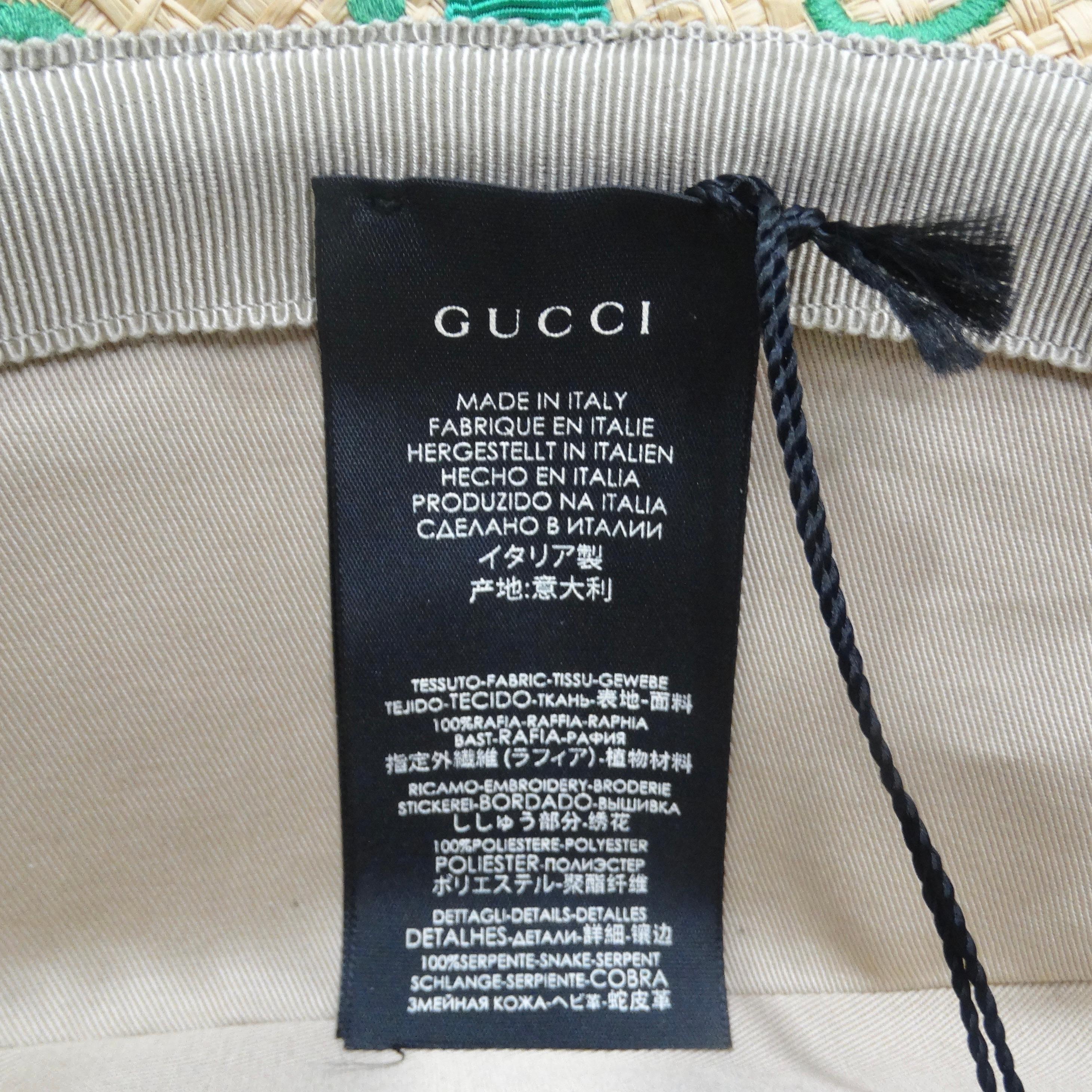 Gucci - Chapeau à large bord brodé de monogrammes GG en raphia élaphe en vente 5