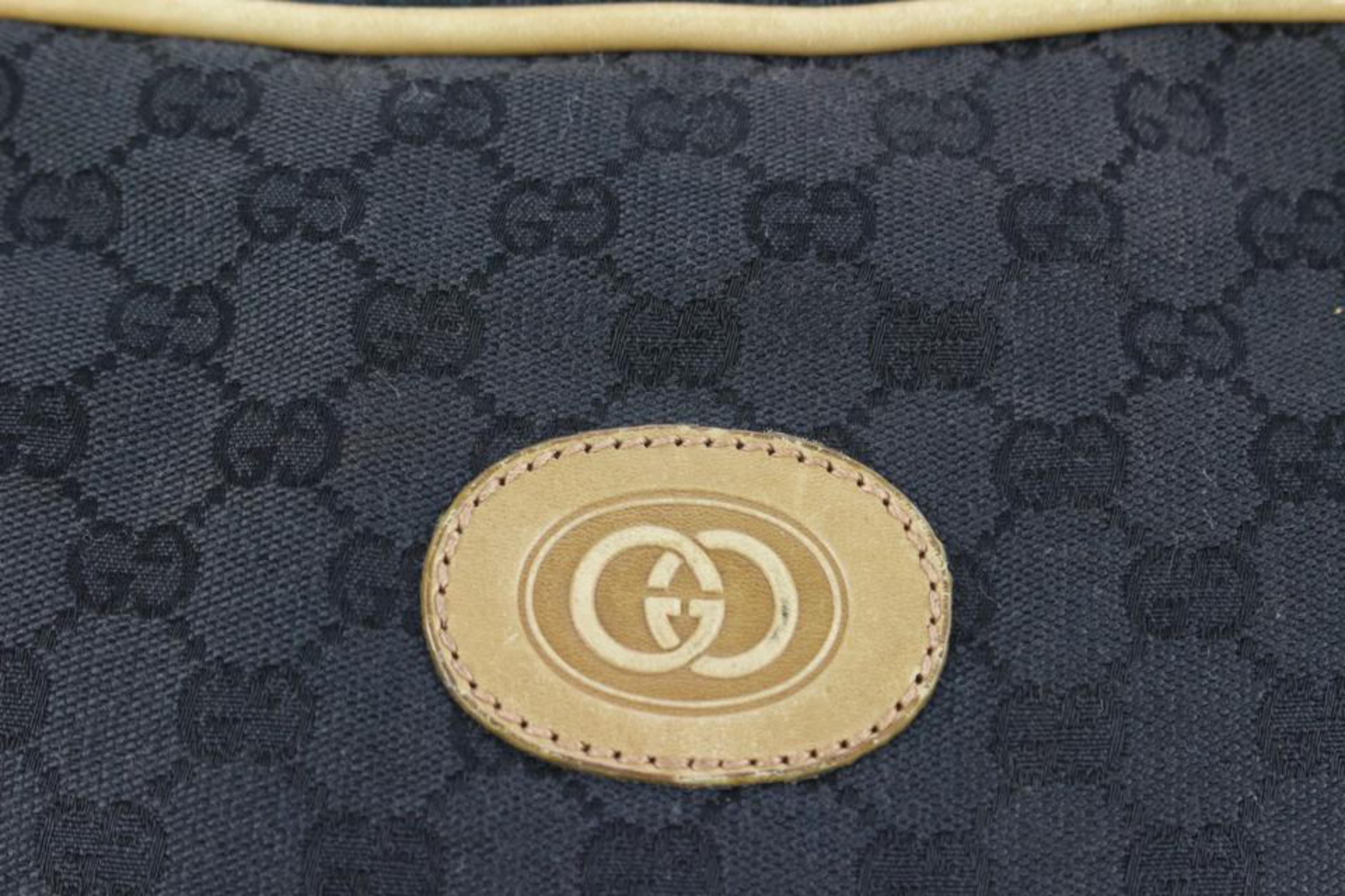 Date Code/Serial Number: 010-4863-39
Made In: Italy
Measurements: Length:  17