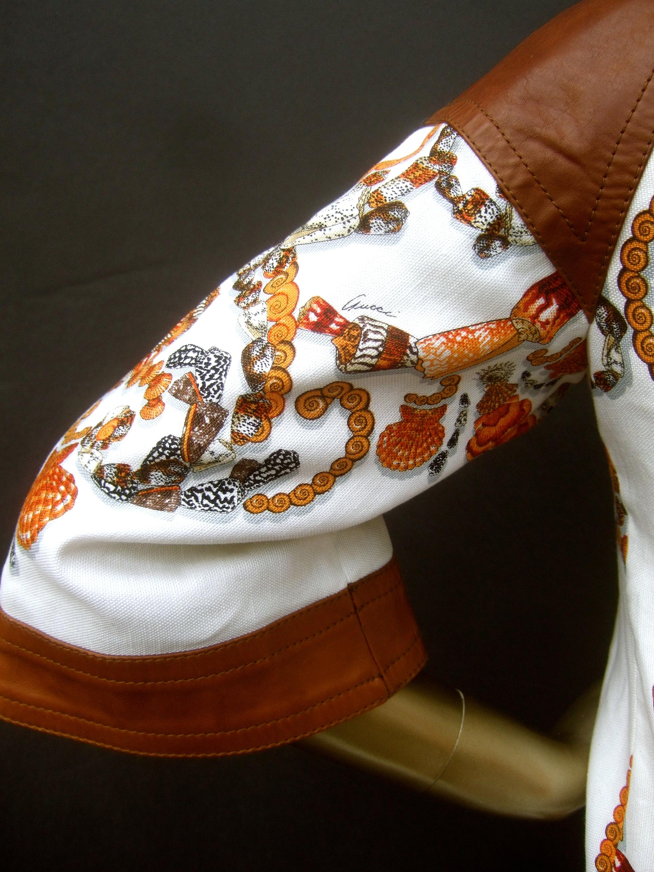 Gucci Rare veste Sea Life en coton et bordure en cuir, taille 38 vers 1990 en vente 10