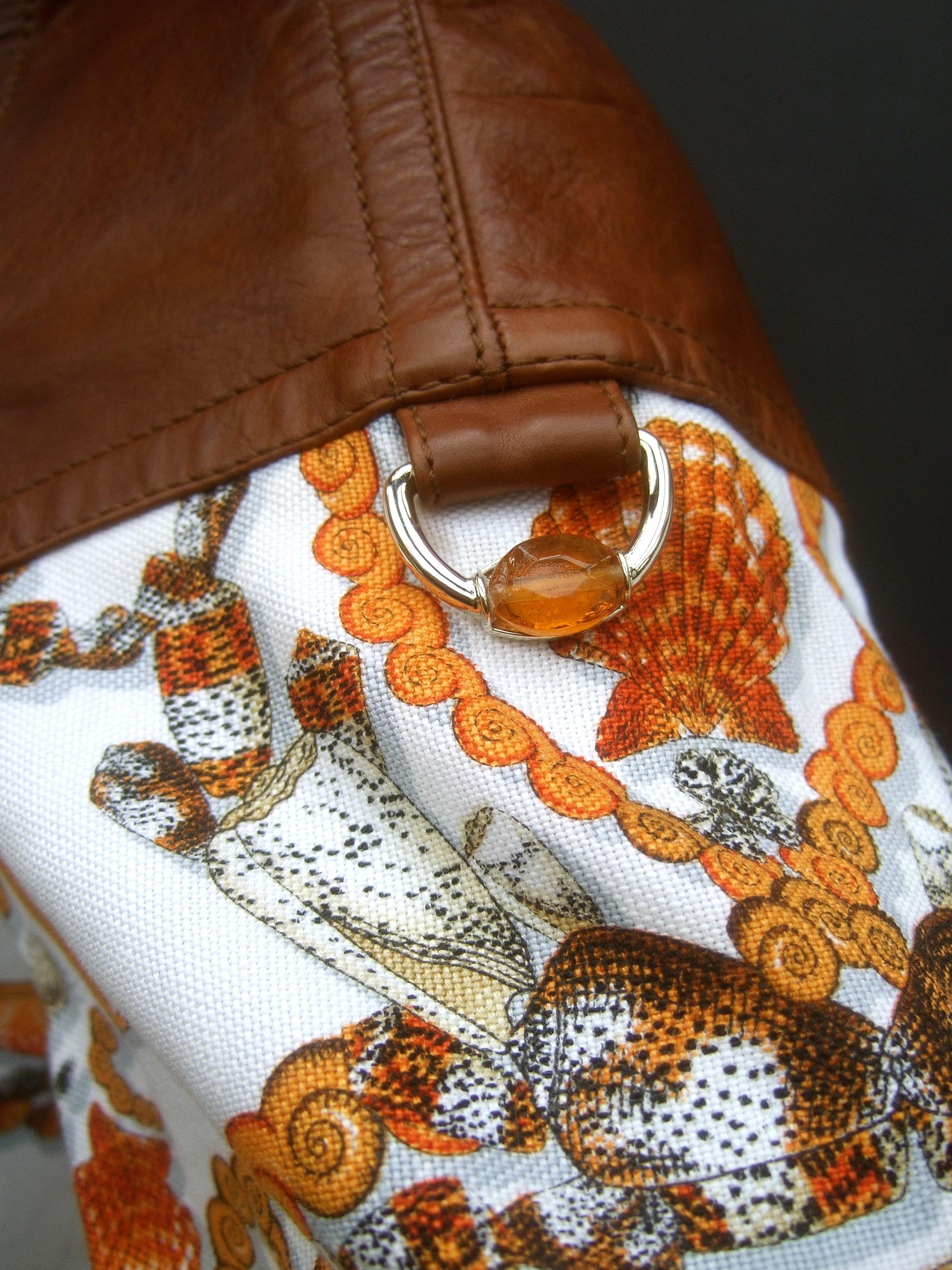 Gucci Rare veste Sea Life en coton et bordure en cuir, taille 38 vers 1990 en vente 12