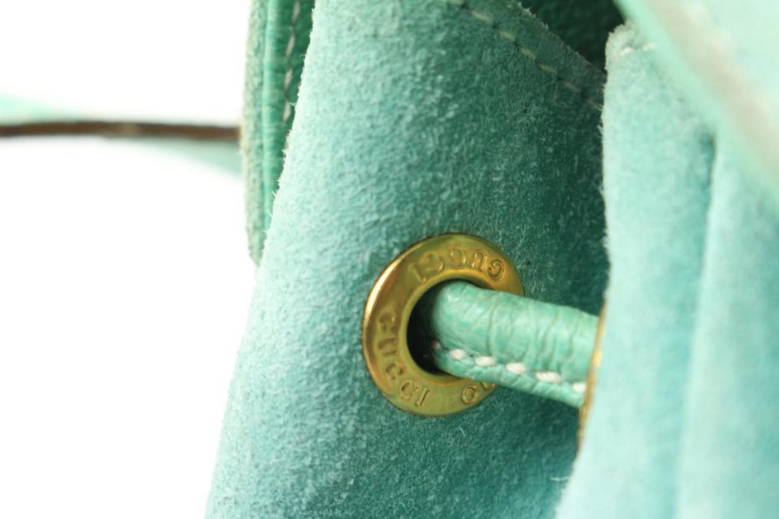 Seltener Mintgrüner Mini-Rucksack aus Wildleder und Bambus von Gucci 11g131s im Angebot 6