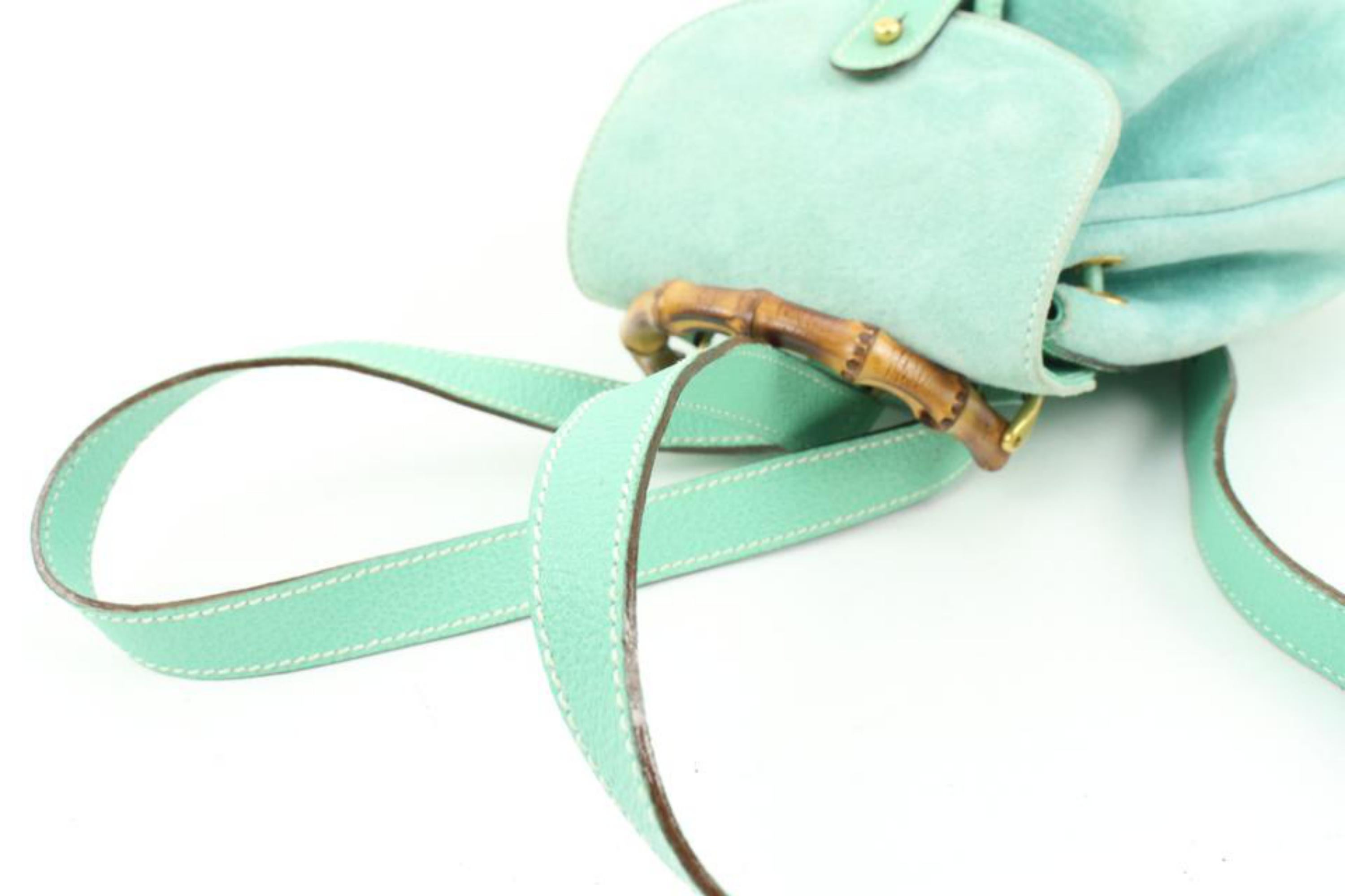 Seltener Mintgrüner Mini-Rucksack aus Wildleder und Bambus von Gucci 11g131s im Angebot 1