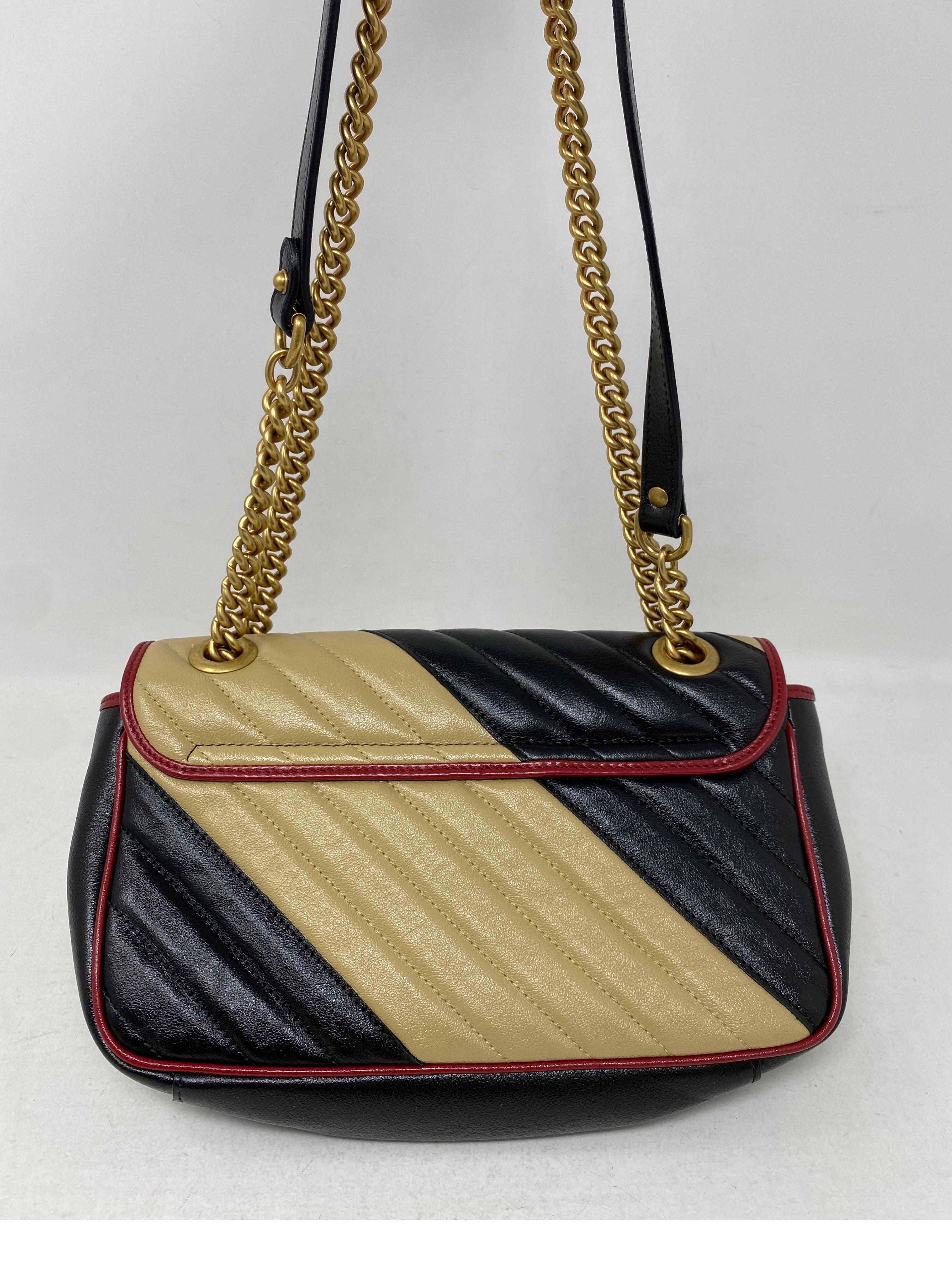 Gucci Red and Black Marmont Bag  2