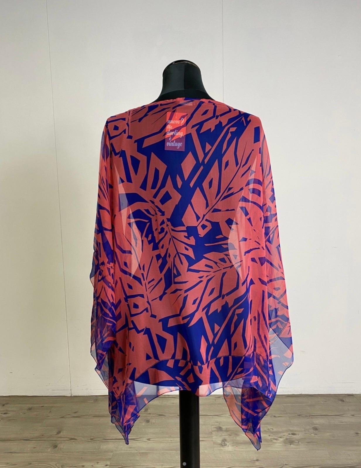 Gucci red and blue nature caftan In Excellent Condition In Carnate, IT