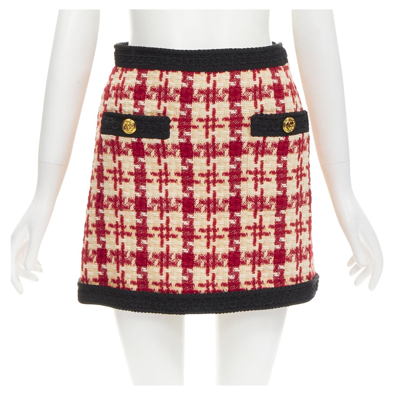 GUCCI red beige checkered tweed gold tone GG button mini skirt IT36 XXS For Sale