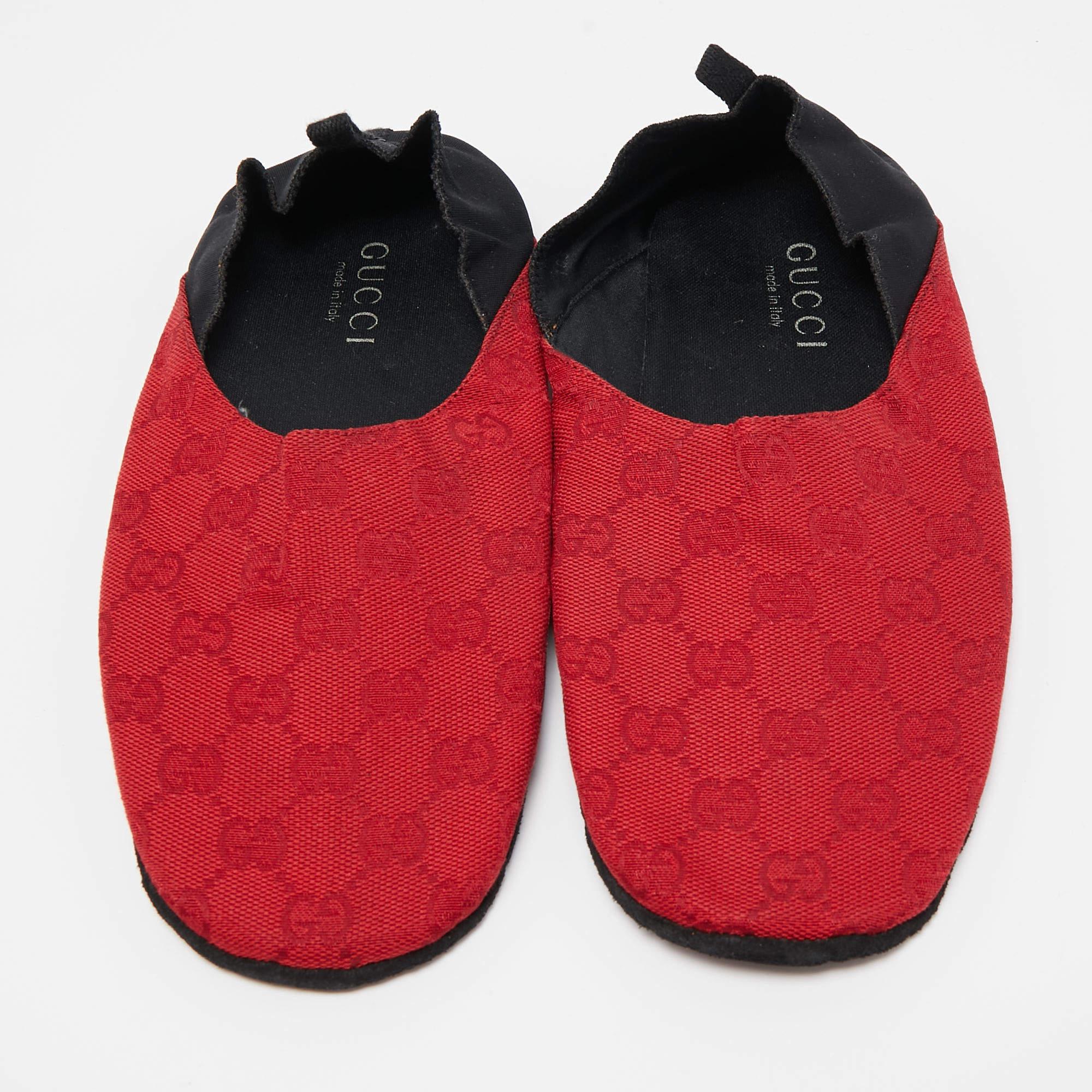 Women's Gucci Red/Black Guccissima Canvas and Fabric Flats Size 36 For Sale