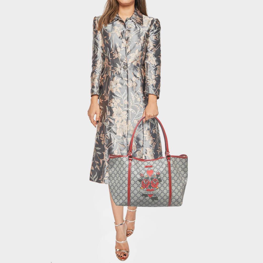 Gucci Red/Blue GG Supreme Canvas and Patent Leather Medium Heart Tattoo Joy Tote 12