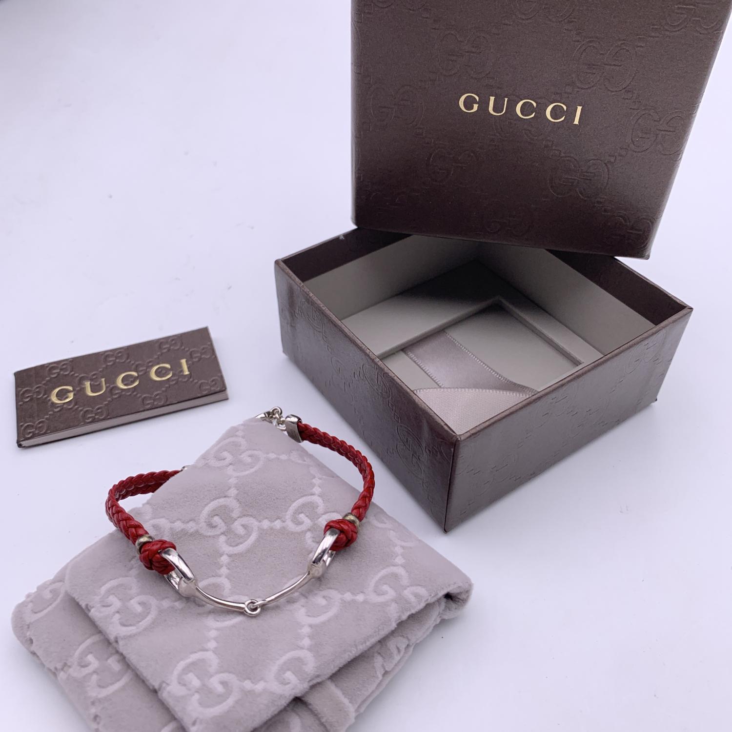 Gucci Red Braided Leather Sterling Silver Horsebit Bracelet Size 17 In New Condition In Rome, Rome