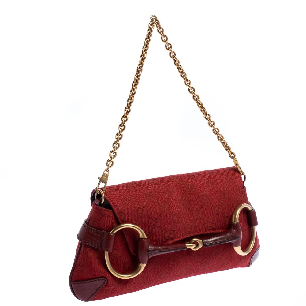 Gucci Red Canvas and Leather Horsebit Shoulder Bag In Good Condition In Dubai, Al Qouz 2