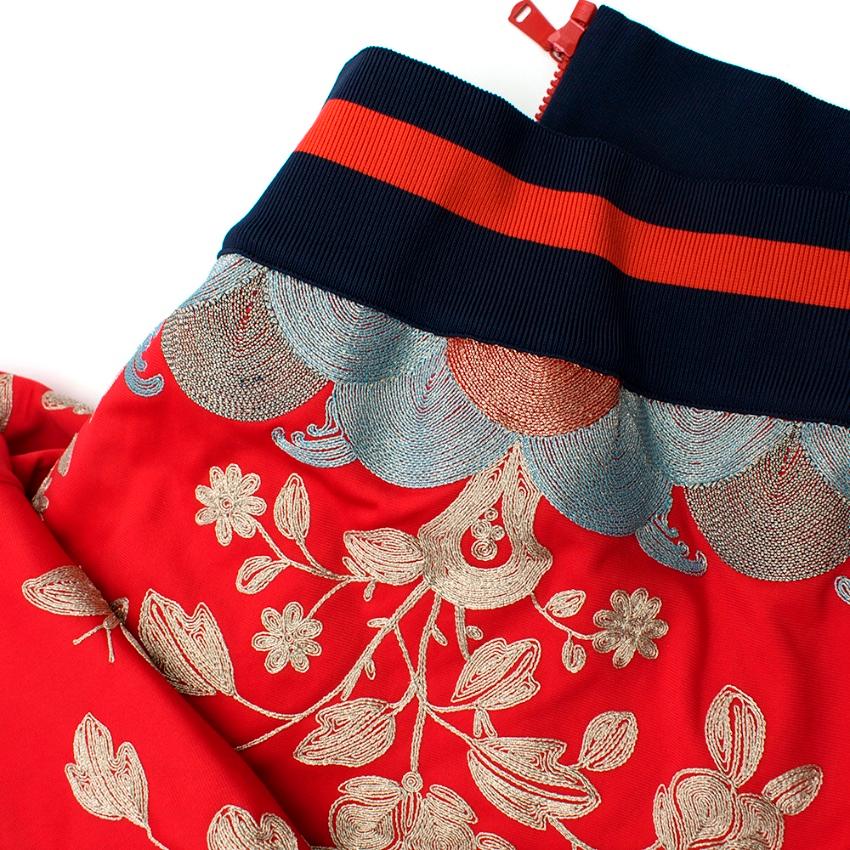 Gucci Red floral embroidered track jacket L In Excellent Condition In London, GB