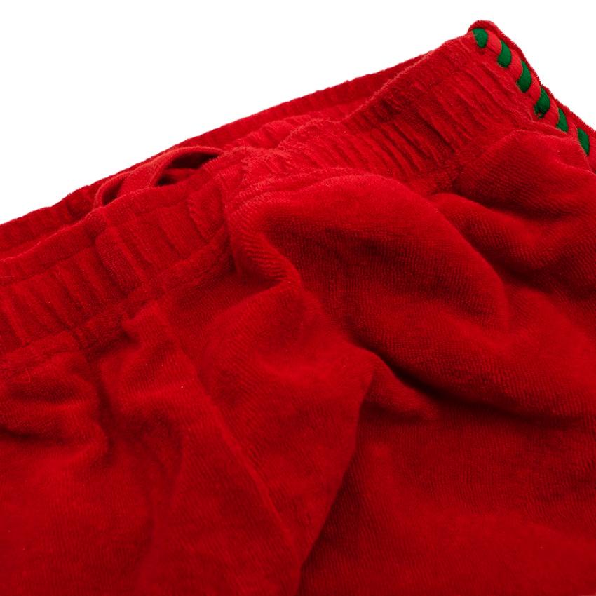 red gucci shorts