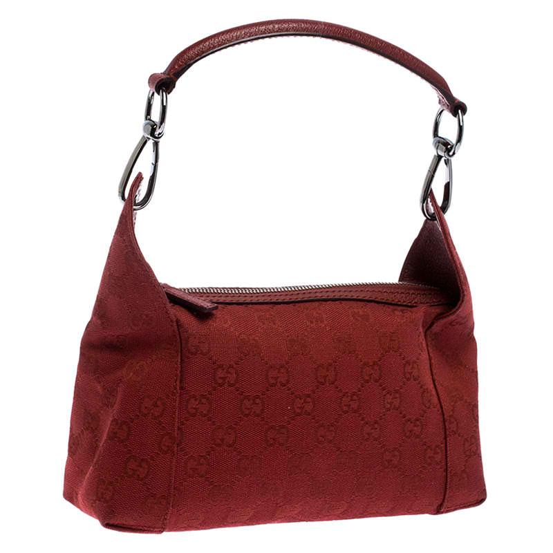 Gucci Red GG Canvas and Leather Shoulder Bag In Good Condition In Dubai, Al Qouz 2