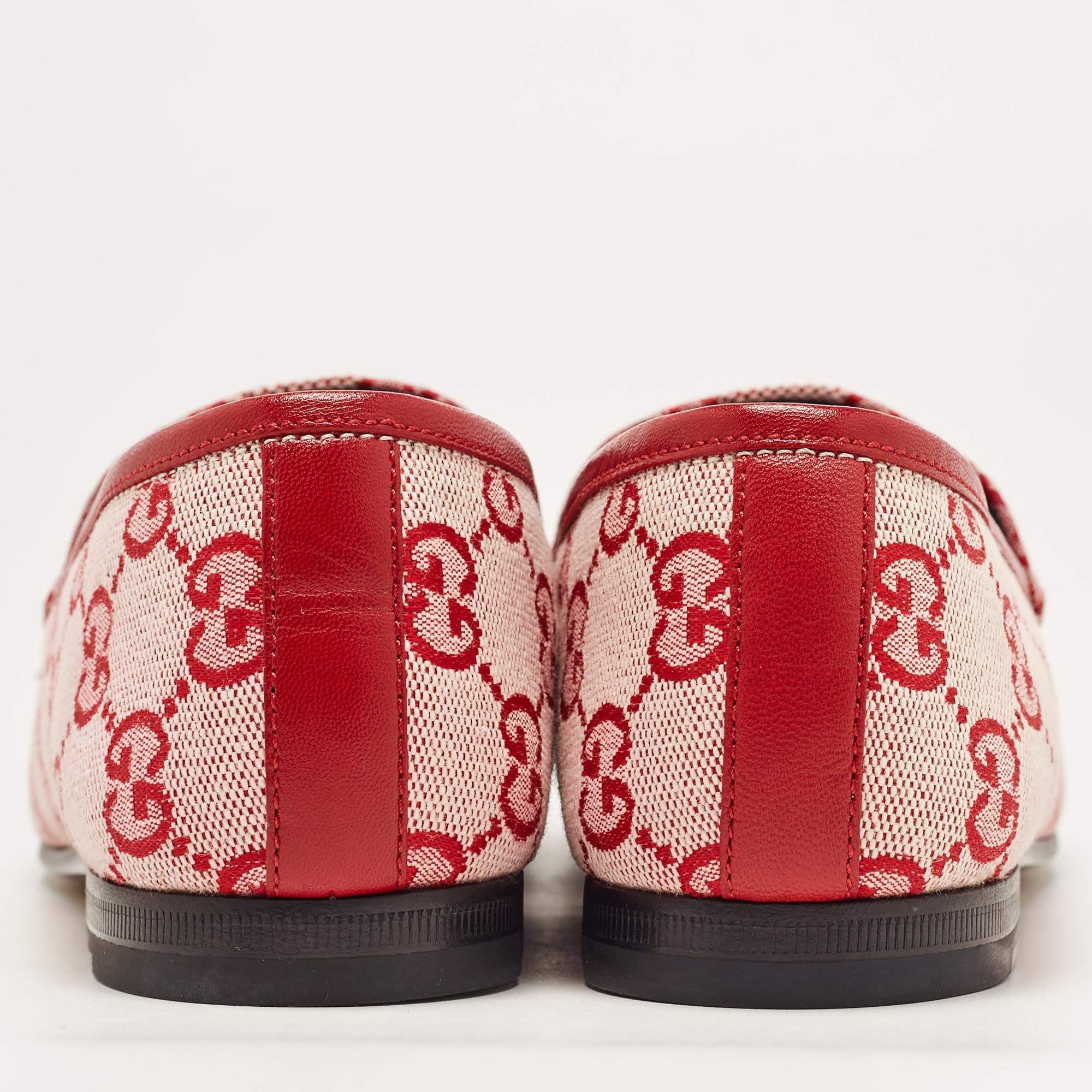Gucci Red GG Canvas Jordaan Horsebit Loafers Size 36.5 In Excellent Condition In Dubai, Al Qouz 2