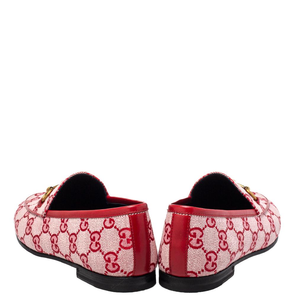 Gucci Red GG Canvas Jordaan Horsebit Loafers Size 36.5 In New Condition In Dubai, Al Qouz 2