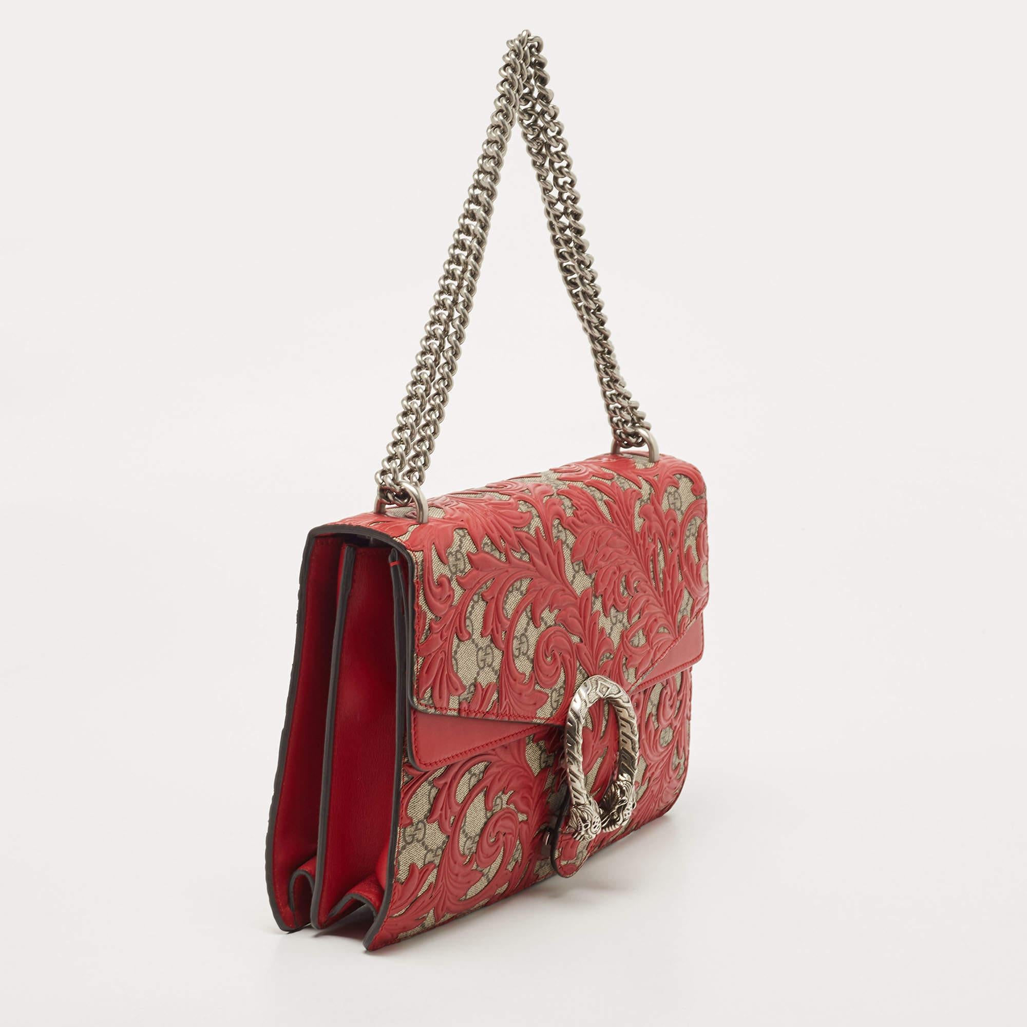  Gucci - Sac à bandoulière en toile et cuir rouge « Dionysus Arabesque » GG Supreme, taille moyenne Pour femmes 