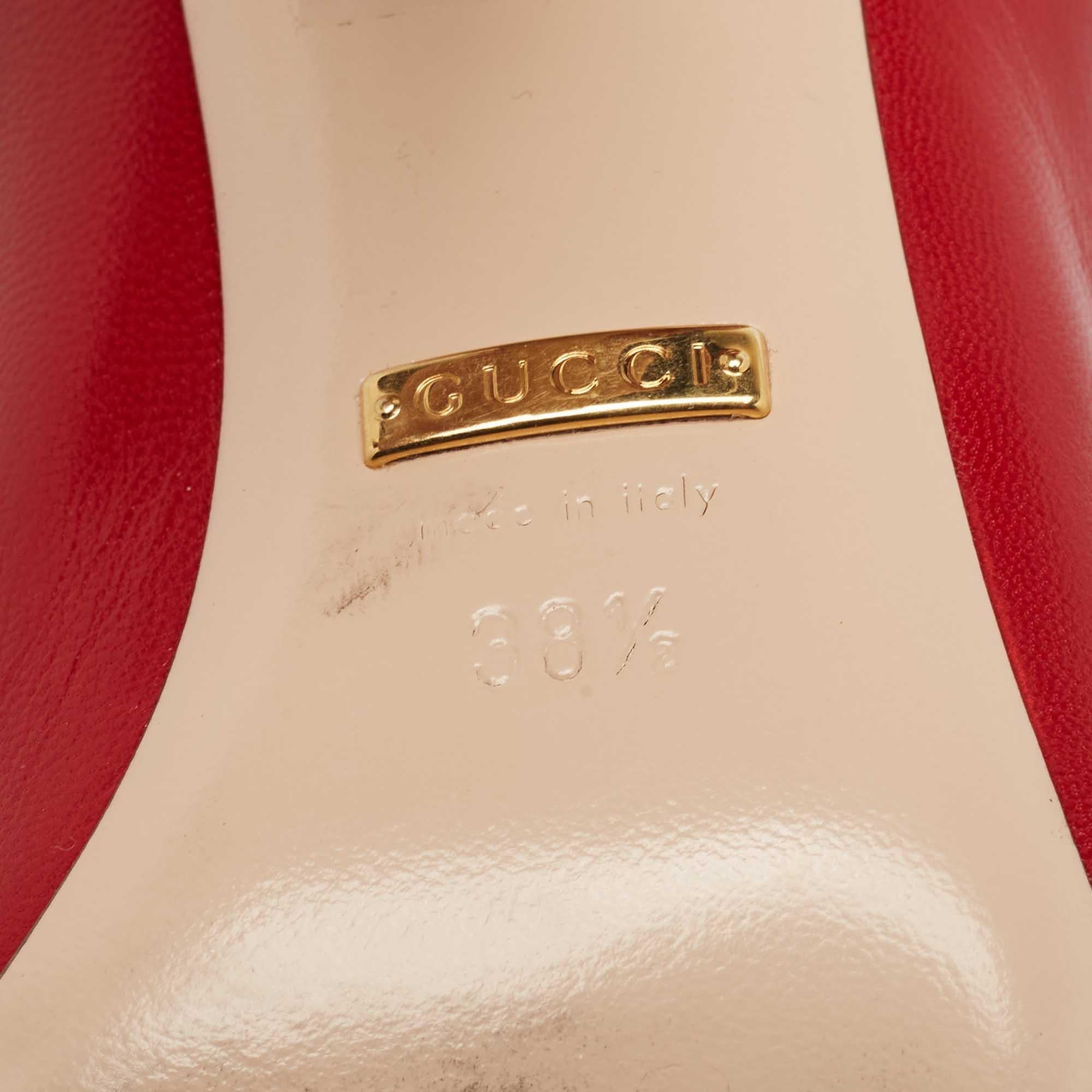 Gucci Bombas Molina Cuero Rojo/Dorado Talla 38.5 en venta 4