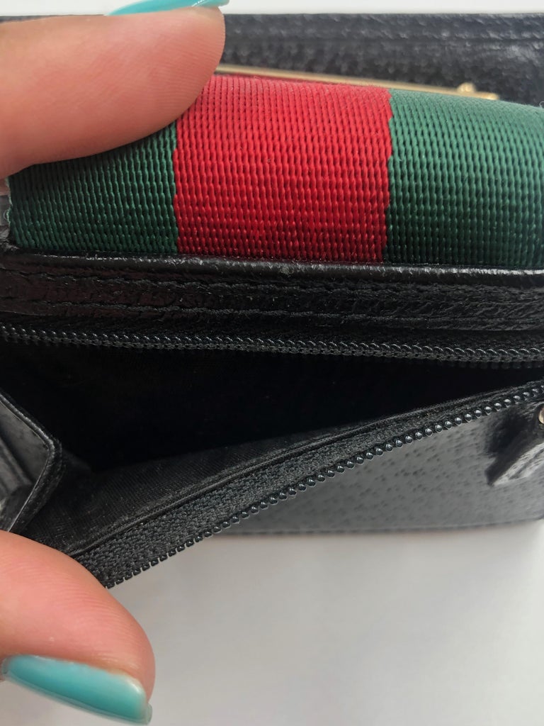 Gucci Red and Green Stripe Small Wallet For Sale at 1stdibs