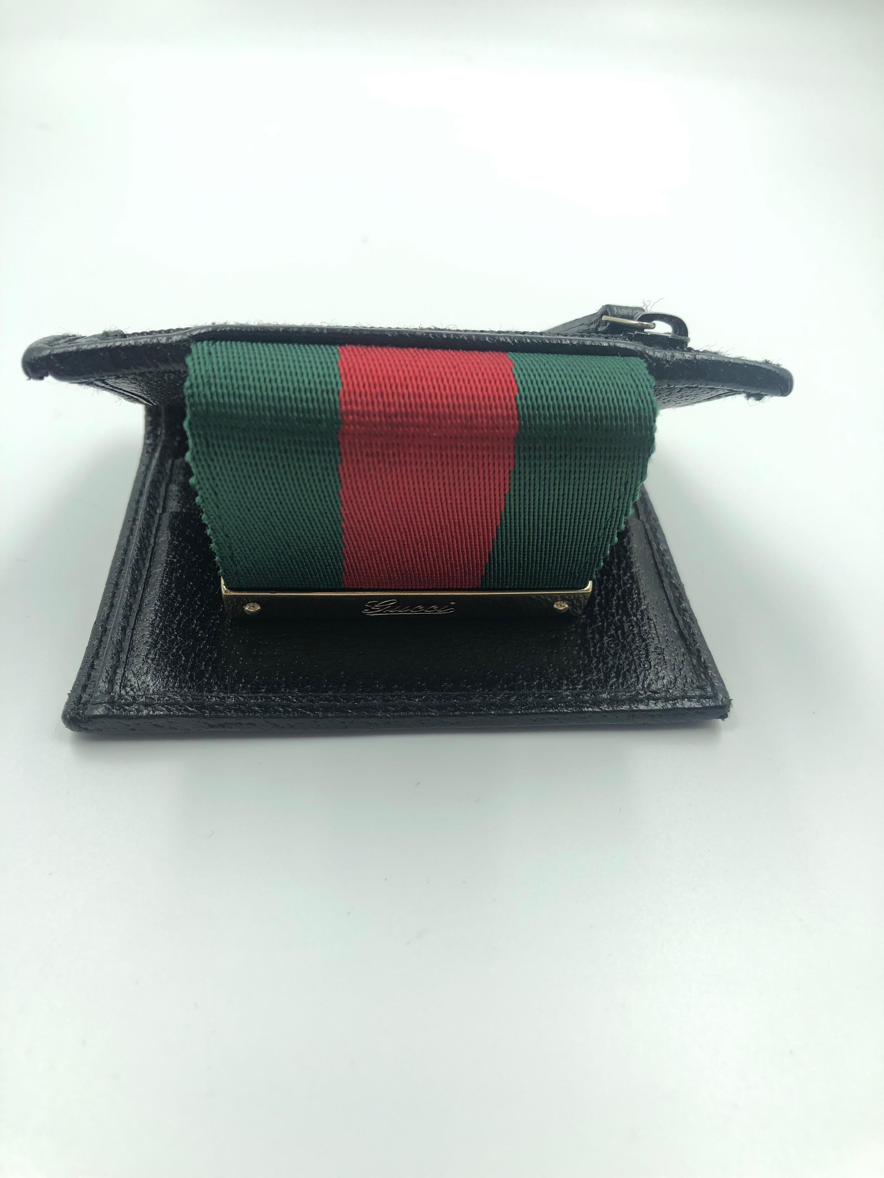 Gucci Red & Green Stripe Small Wallet In Good Condition In Los Angeles, CA