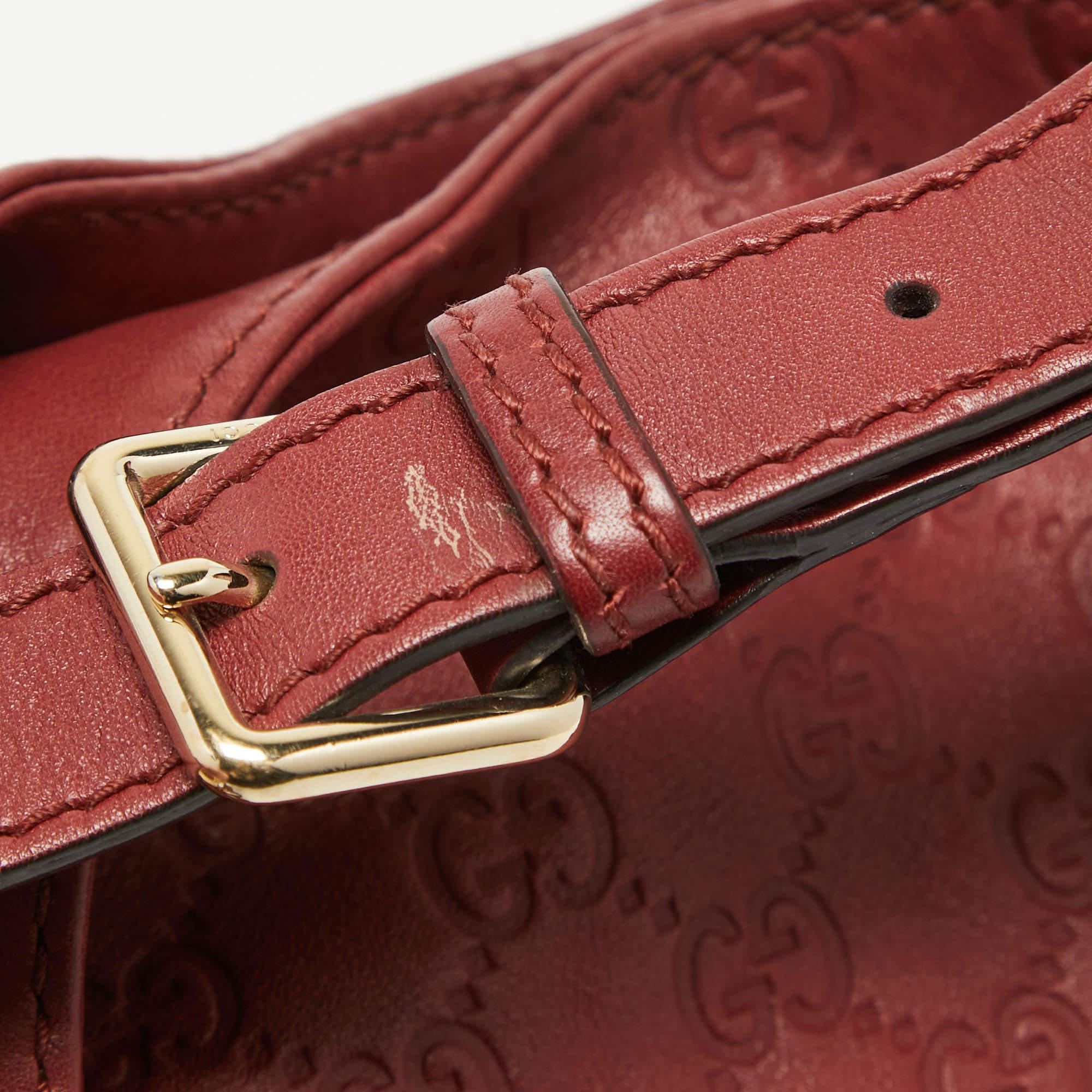 Gucci Red Guccissima Leather Charlotte Hobo For Sale 8
