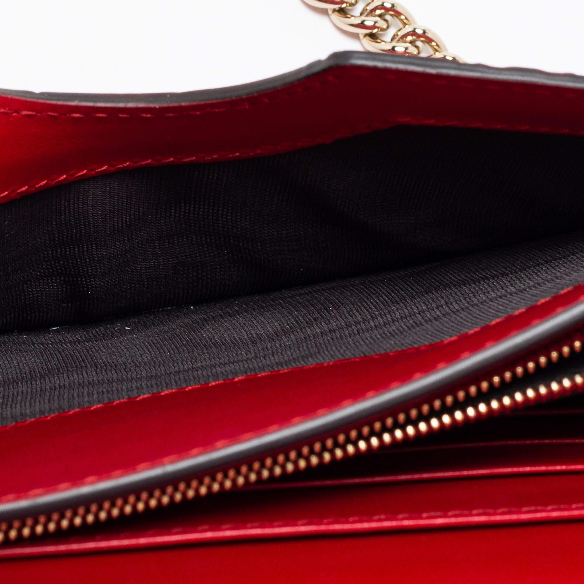 Gucci Red Guccissima Leather Flap Wallet on Chain 4