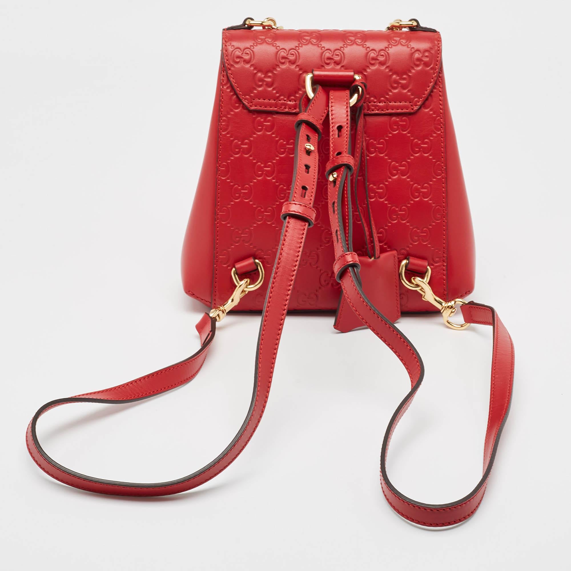 Women's Gucci Red Guccissima Leather Padlock Backpack For Sale
