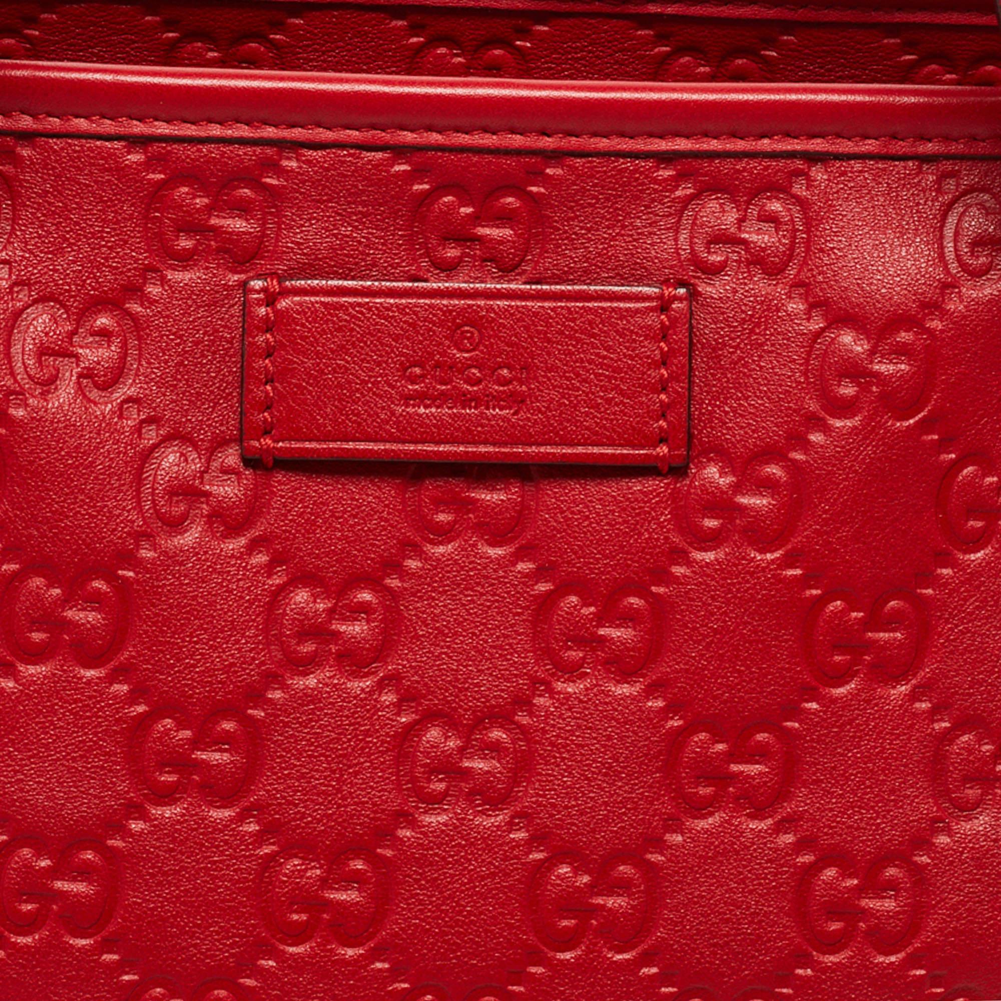 Bolso shopper con cremallera de piel Gucci Guccissima rojo 7