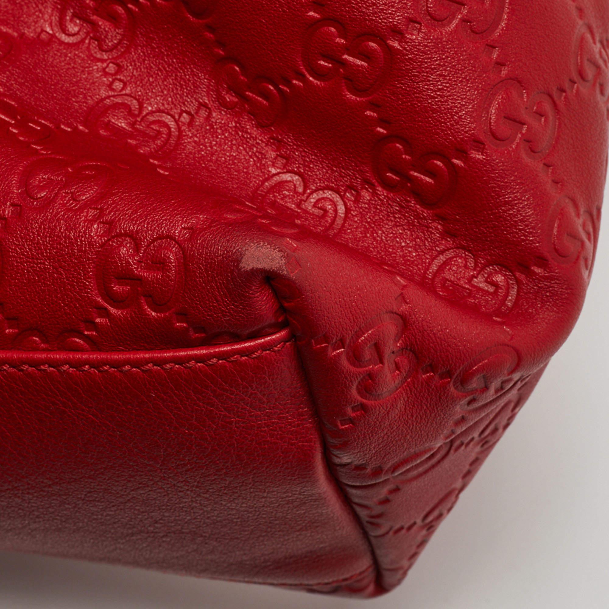 Bolso shopper con cremallera de piel Gucci Guccissima rojo 8